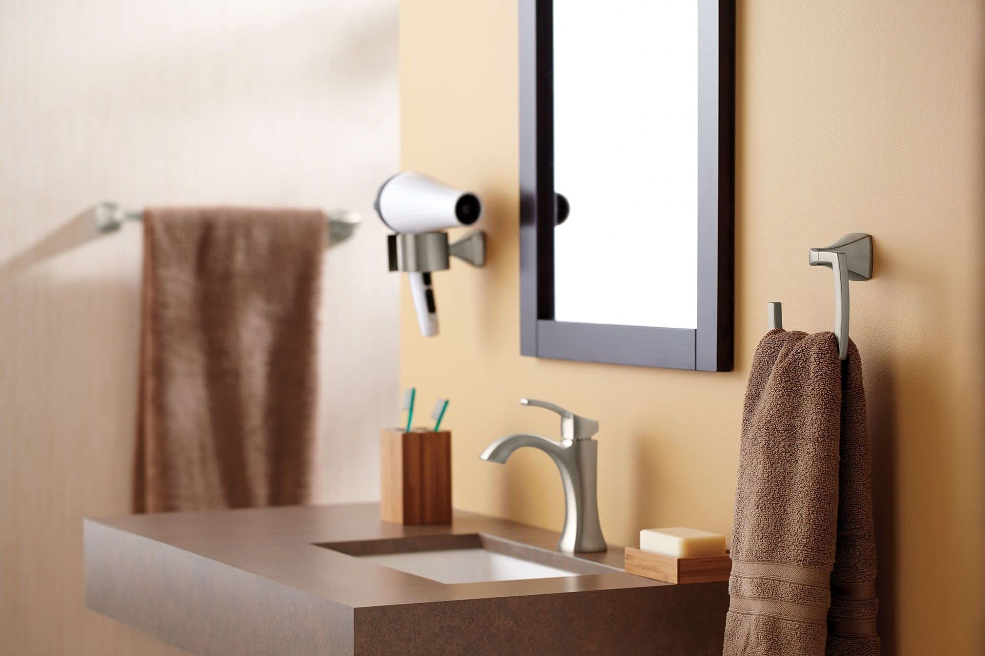 Moen Yb5118Orb Voss 18-Inch -Towel Bar, Bronze