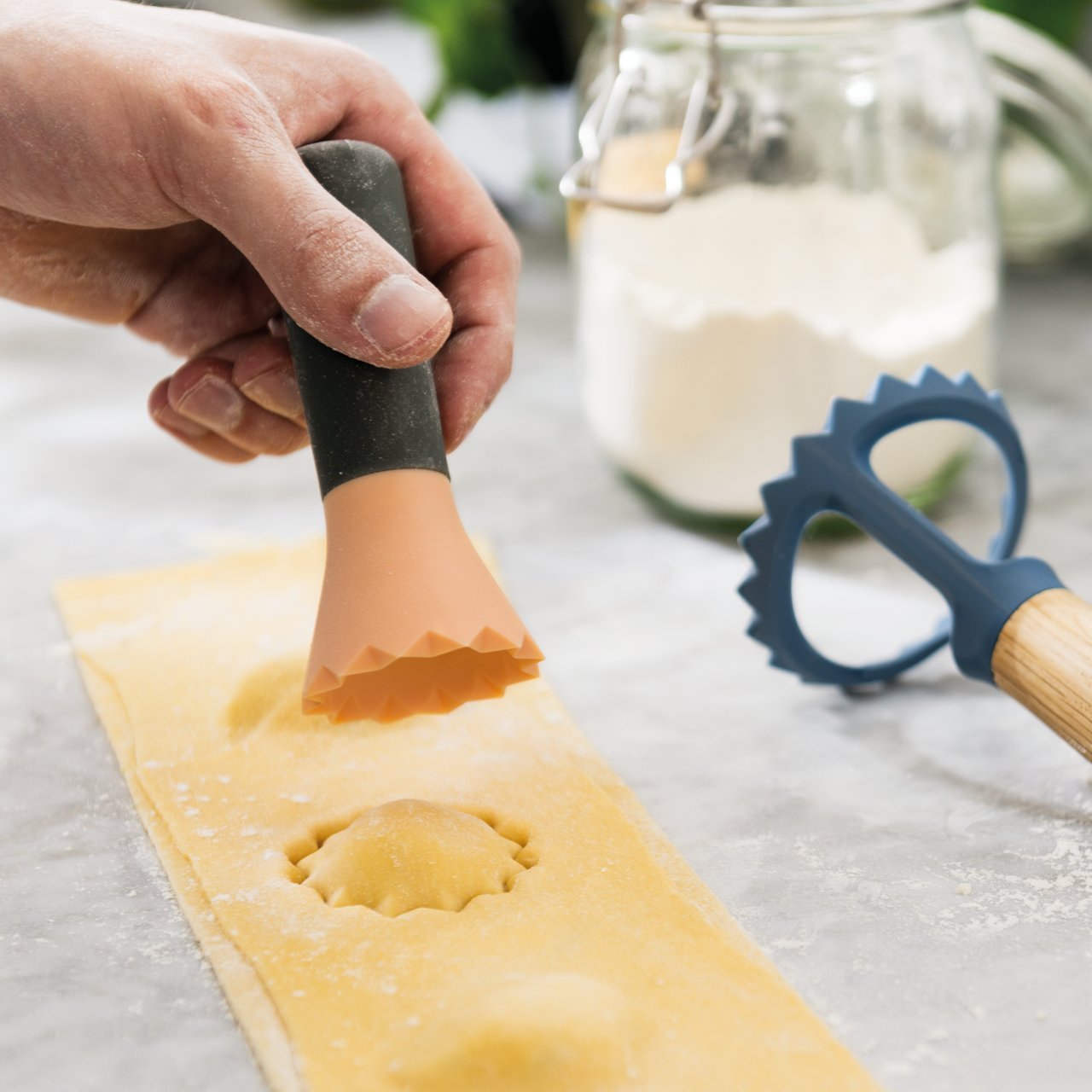 Berghoff Leo Round Ravioli Cutter With Soft Touch Handle, Orange, Small