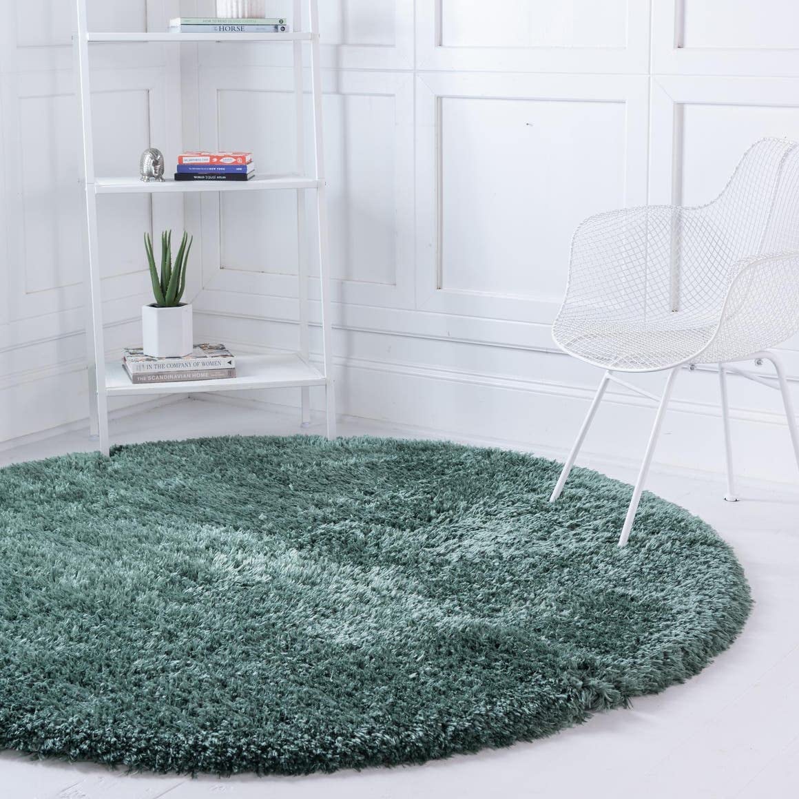 Rugs.com Infinity Collection Solid Shag Area Rug 6 Ft Round Forest Green Shag Rug Perfect for Kitchens, Dining Rooms