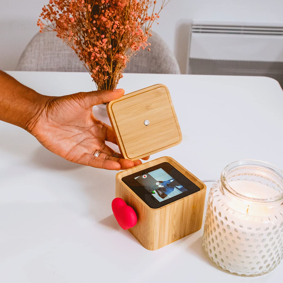 Lovebox Spinny | Magnet (Pink Tender)