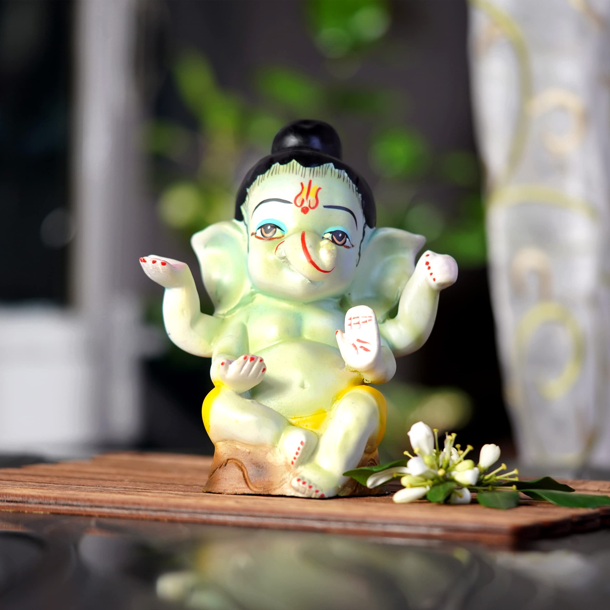 Lupaava Lord Ganesha Idol | Ganesh Ganpati Bappa Idol For Car Dashboard | Living Room | Drawing Room (9 X 9 X 15.8 Cm, Polyresin
