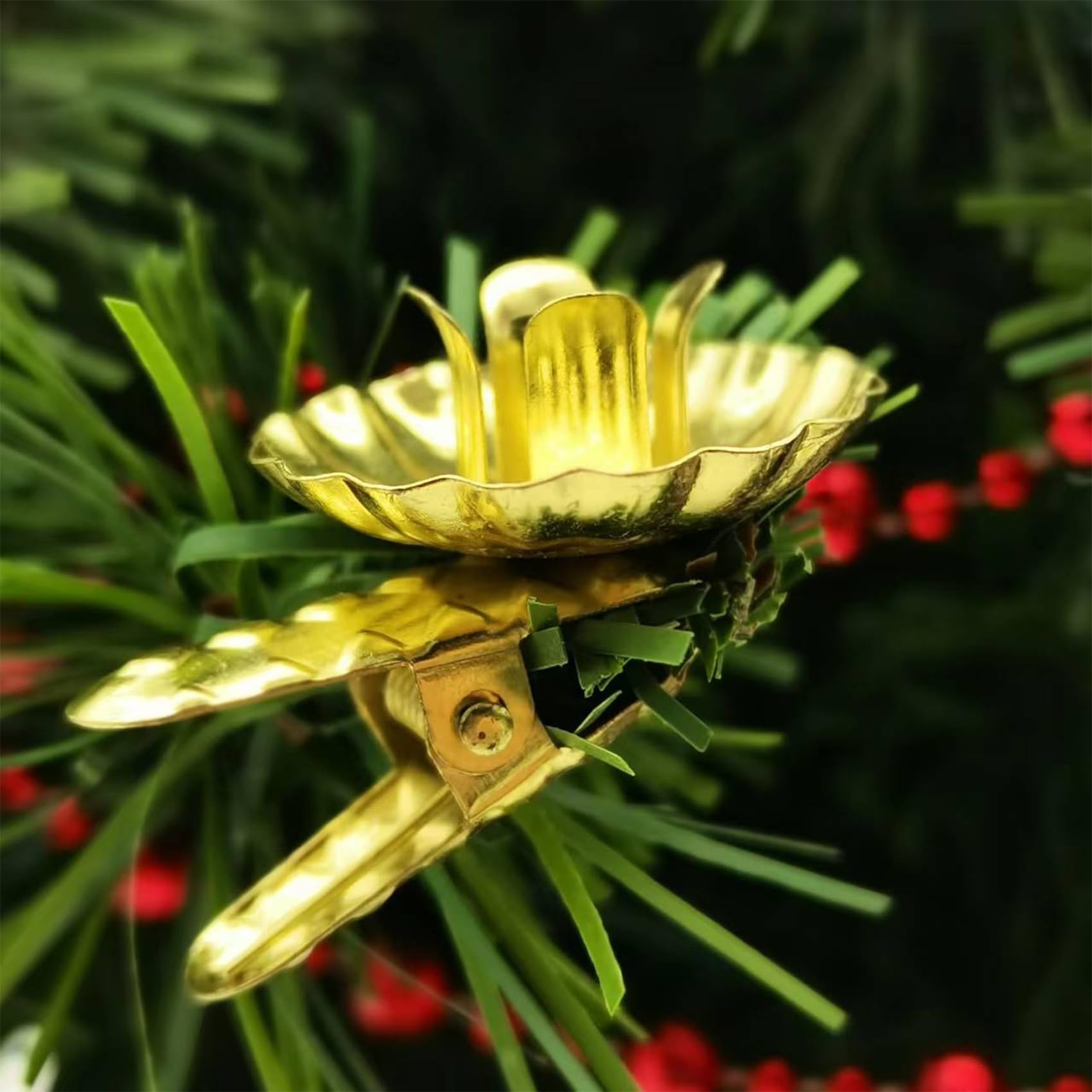 UCSAJI Candle Holders 20PCS Gold Flower-Shaped Metal Clip-On Candle Holders for Christmas Tree, Birthday, and Mother's Day Decor