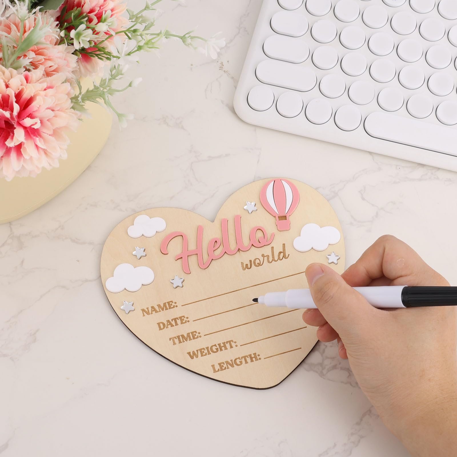 Hello World Newborn Sign, Heart Shape Basswood Newborn Birth Name Sign Welcome New Baby Announcement Board for Nursery Home Deco