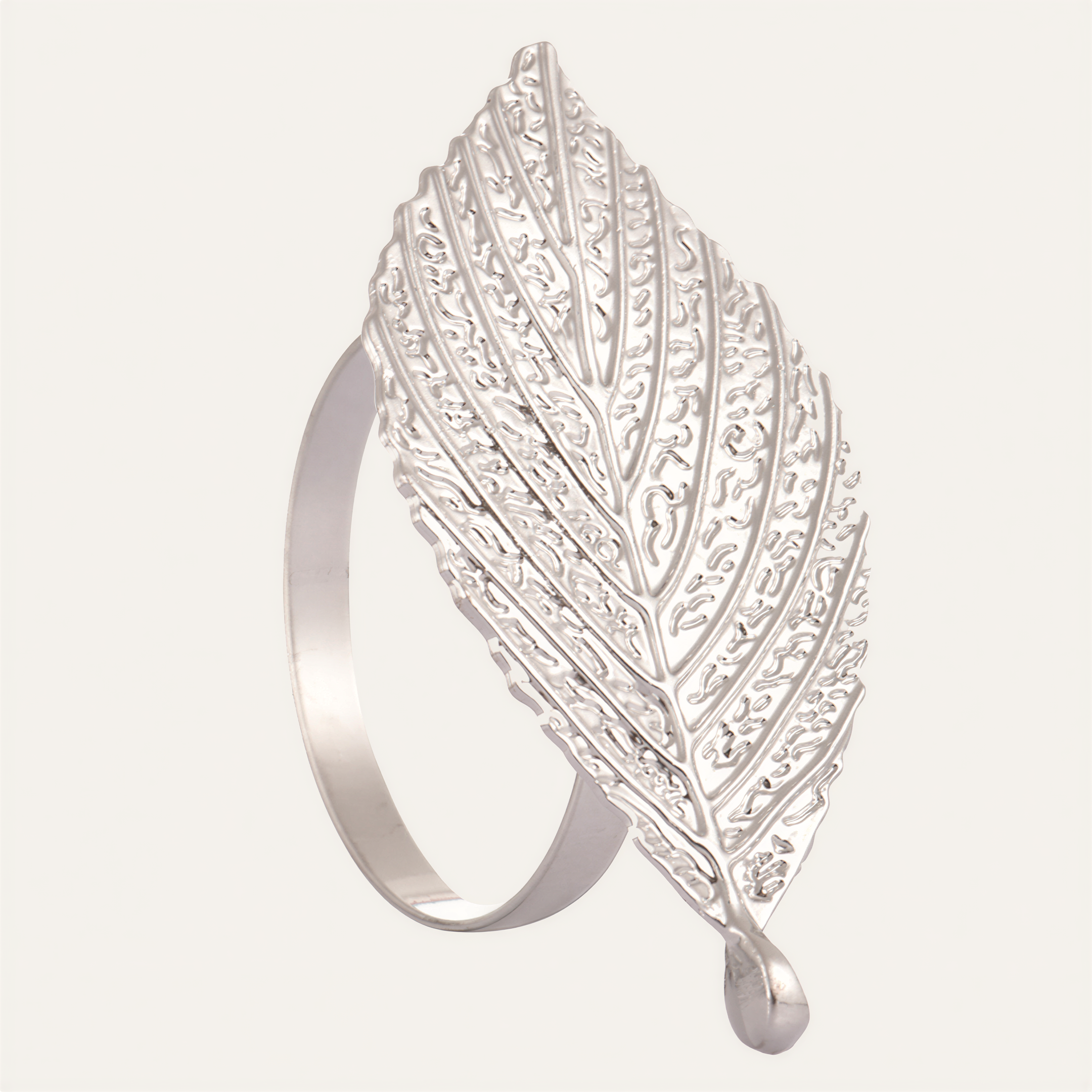 Silver Leaf Napkin Rings – Elegant Table Decor | Rust Resistant Metal Rings