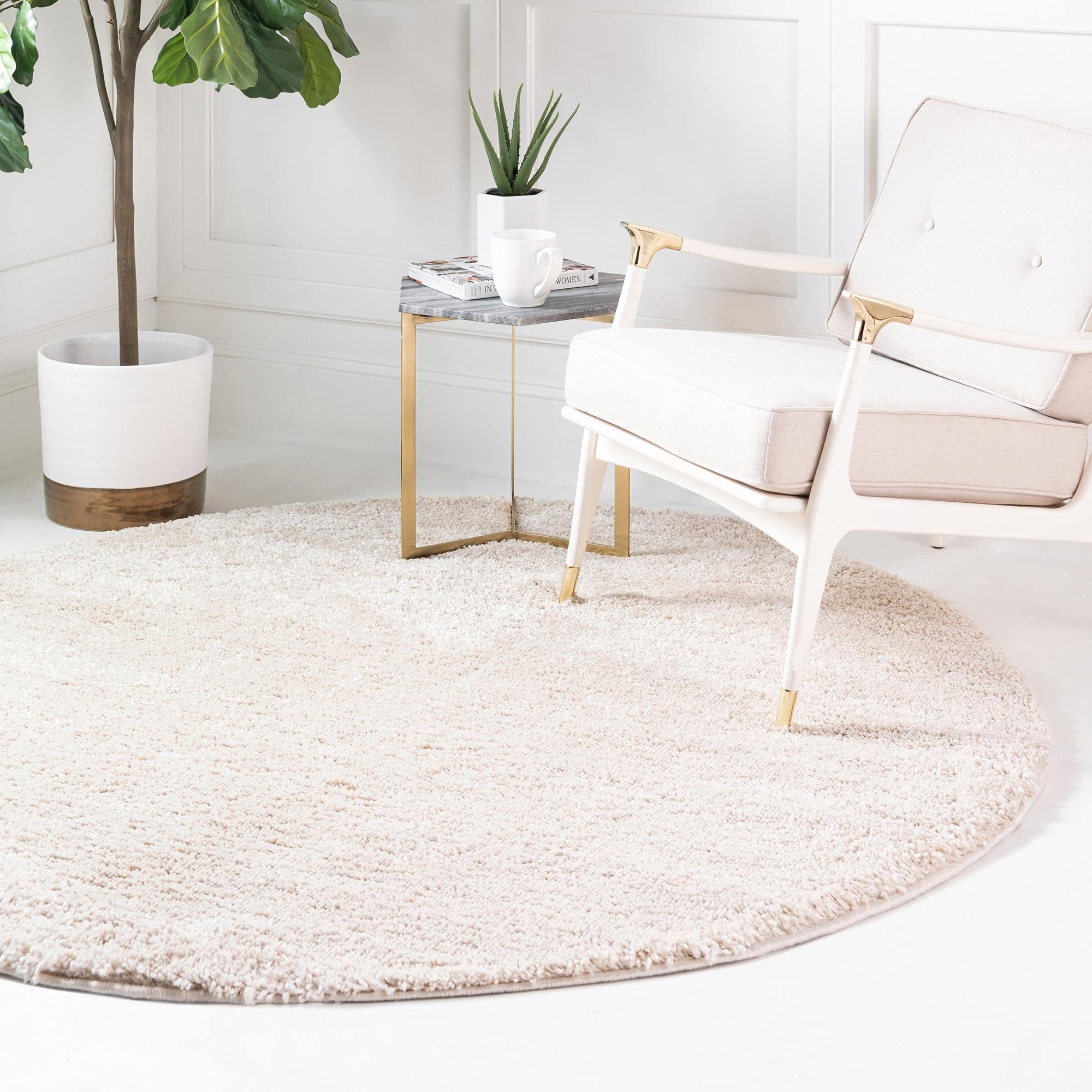 Rugs.com Soft Solid Shag Collection Round Rug - 8 Ft Round Oatmeal Beige Shag Rug Perfect for Kitchens, Dining Rooms