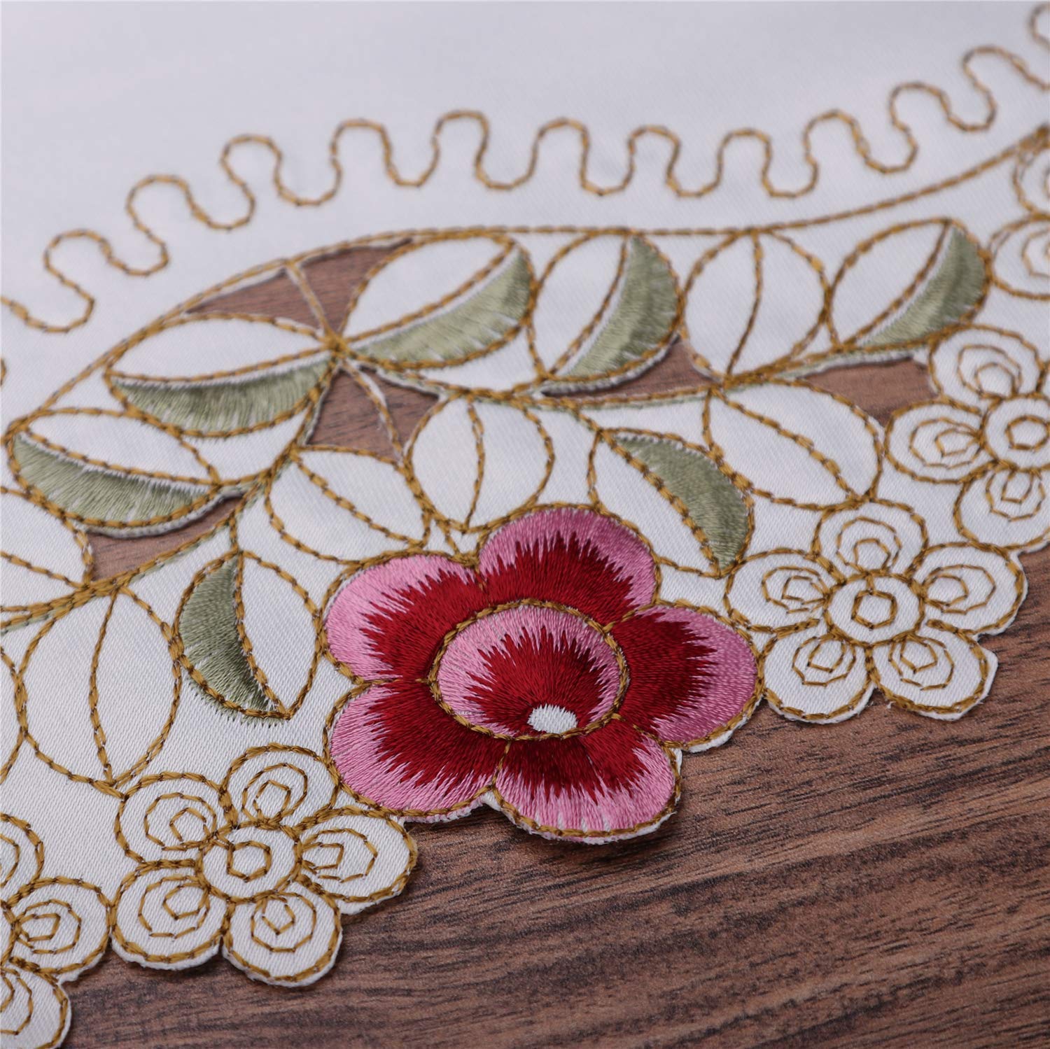 Lelehome 55 Inch X 78 Inch Oblong Flowers Embroidered Lace Tablecloth, Vintage Classic Red Rose Floral Table Cloth Home Kitchen