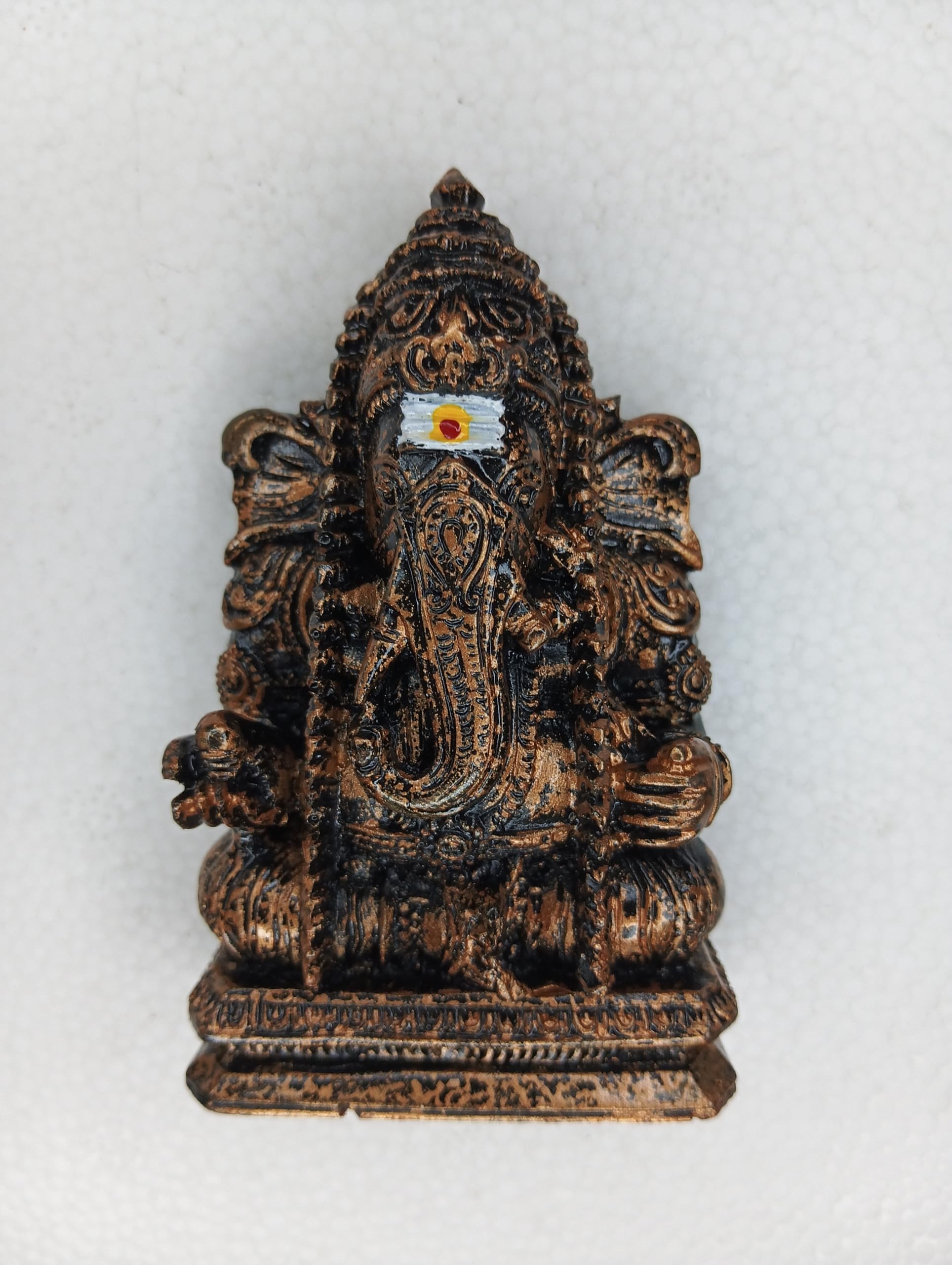 Heena Home Decor Pillayarpatti/Karpaga Vinayaga/Ganesh/Vinyagar Copper Color Polystone Idol 9 Cm Height