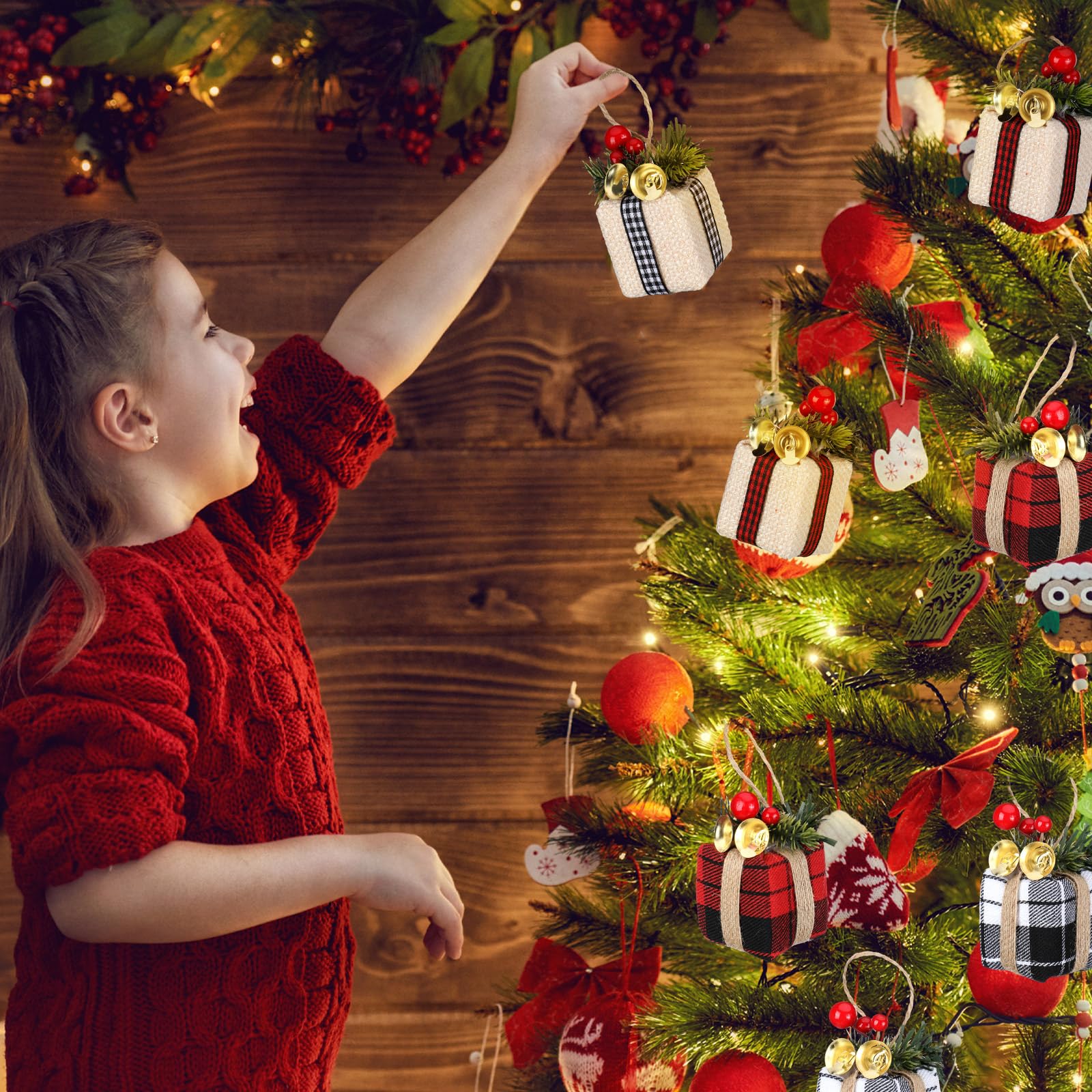 12 Pcs Christmas Tree Mini Gift Boxes Christmas Tree Ornaments Present Decoration Christmas Ornaments Pendant Decoration with Be