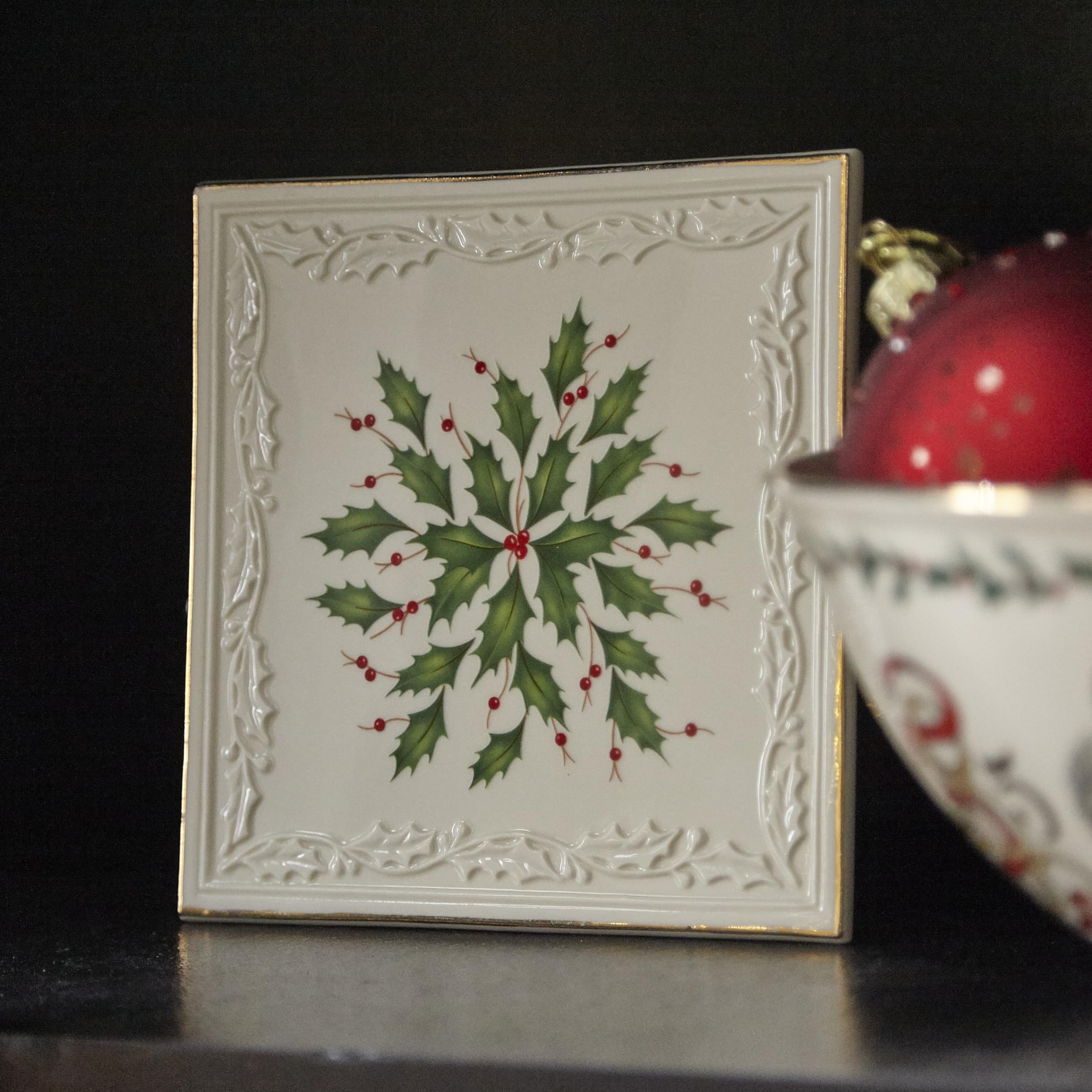 Lenox Hosting The Holidays Trivet, 0.90 Lb, Red & Green