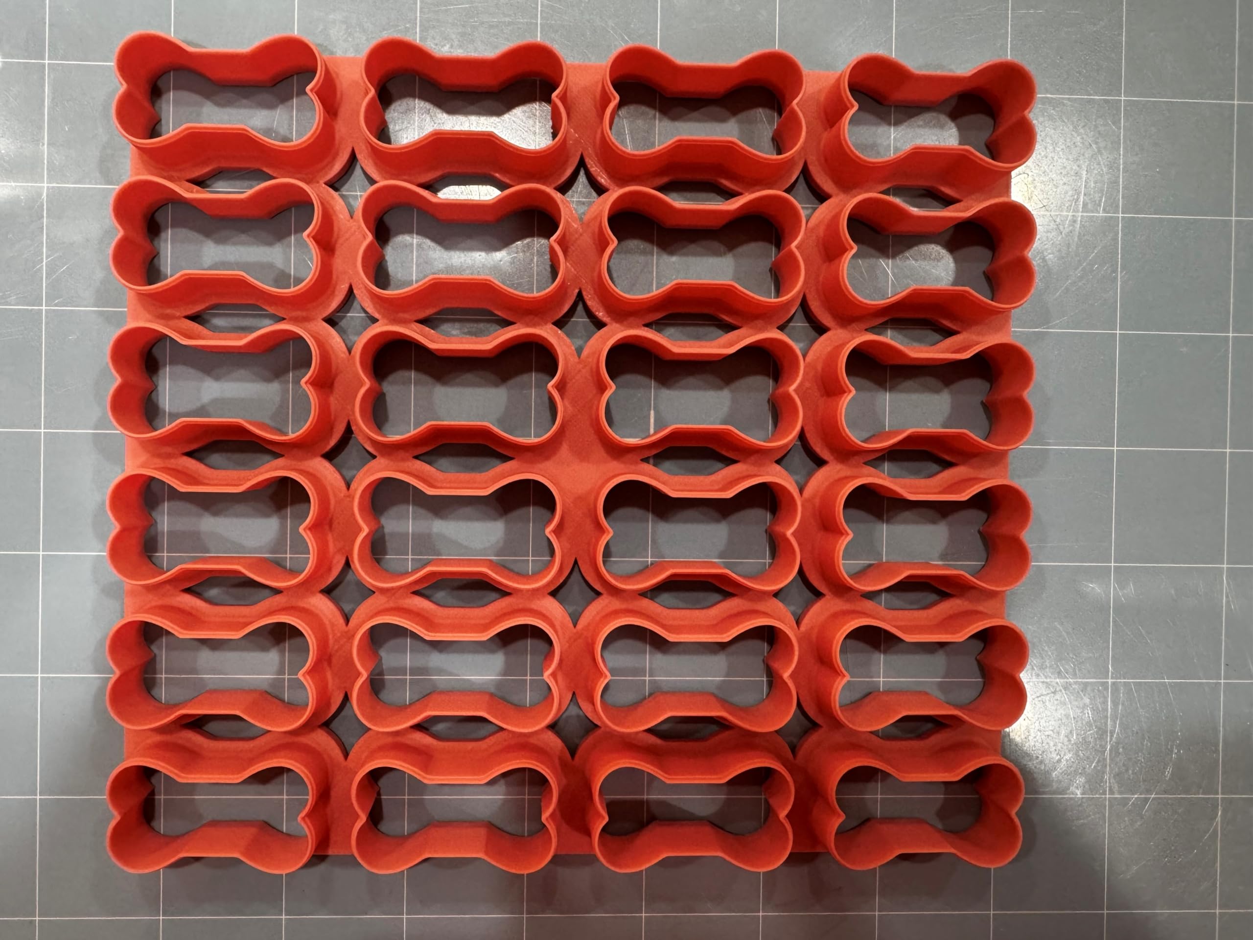 Dog Bone Multicutter (1.5'' X 24 Bones)