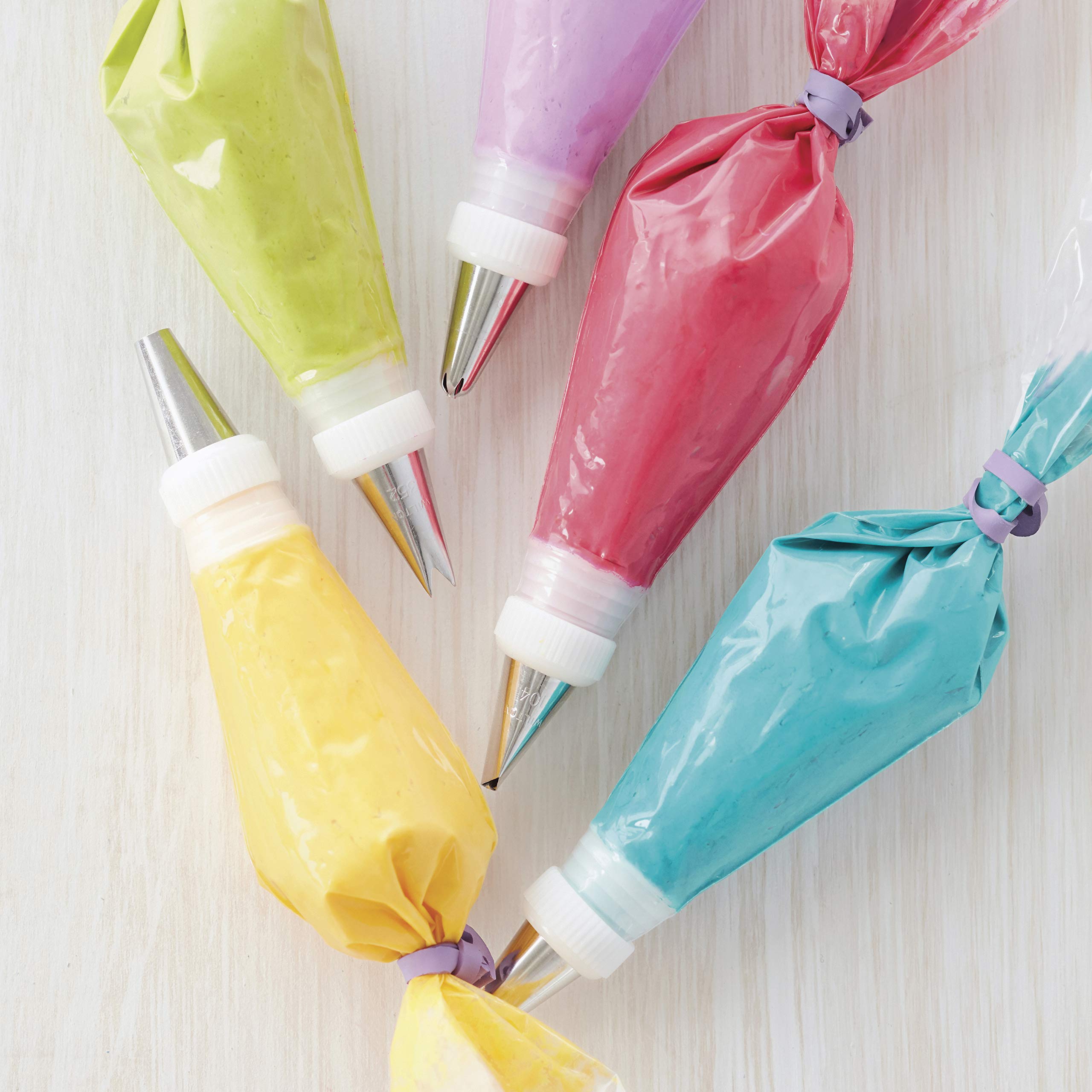Wilton 12-Inch Disposable Decorating Bags For Piping And Decorating With Assorted Icings, Flexible And Microwave-Safe, Bags Only