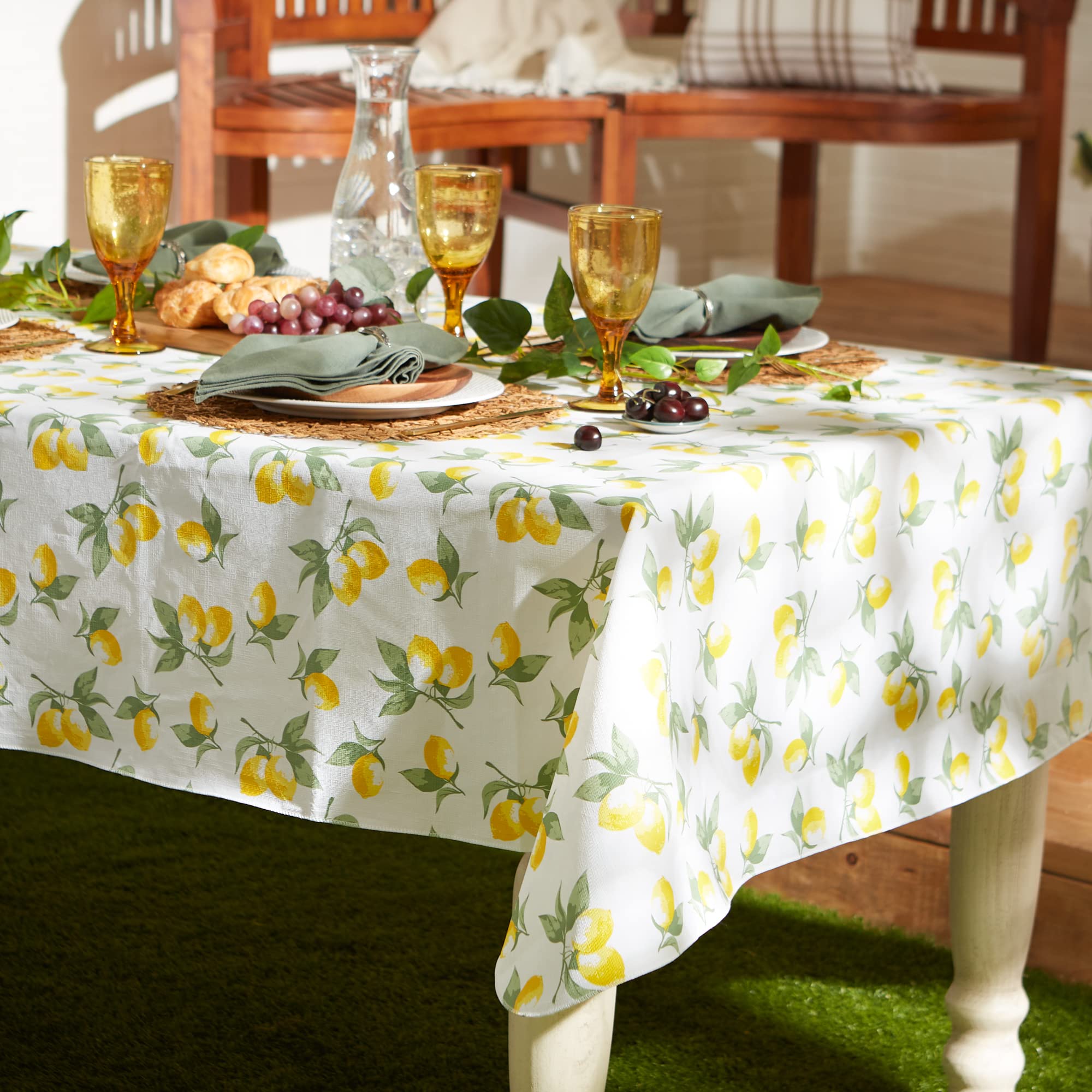 Dii Summer Lemon Vinyl Tabletop Collection Flannel Backed Tablecloth, Indoor/Outdoor, 70'' Round