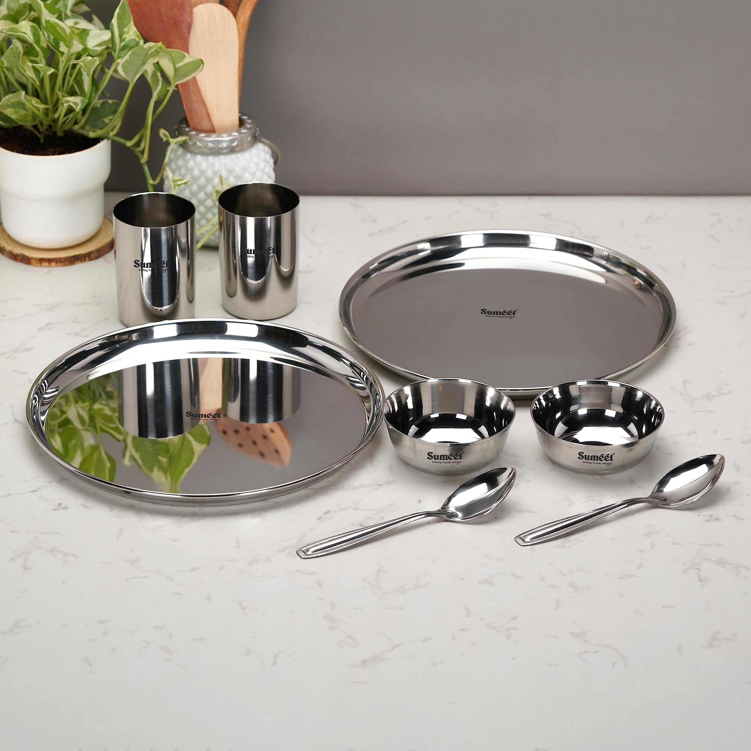 Sumeet Stainless Steel Heavy Gauge Mirror Finish Solid Dinner Set Of 8 Pcs (2 Plate  2 Bowl Wati  2 Glass  2 Spoon)  Silver