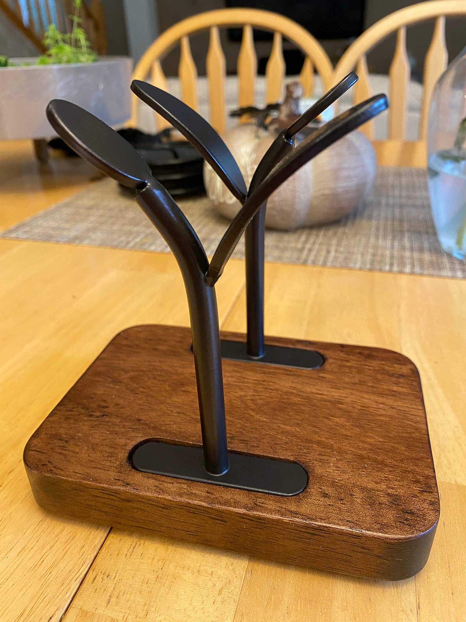 Leaf Napkin Holder, Wooden Napkin Holder For Tables, Freestanding Tissue Dispenser For Kitchen Countertop, Dining, Picnic Table,