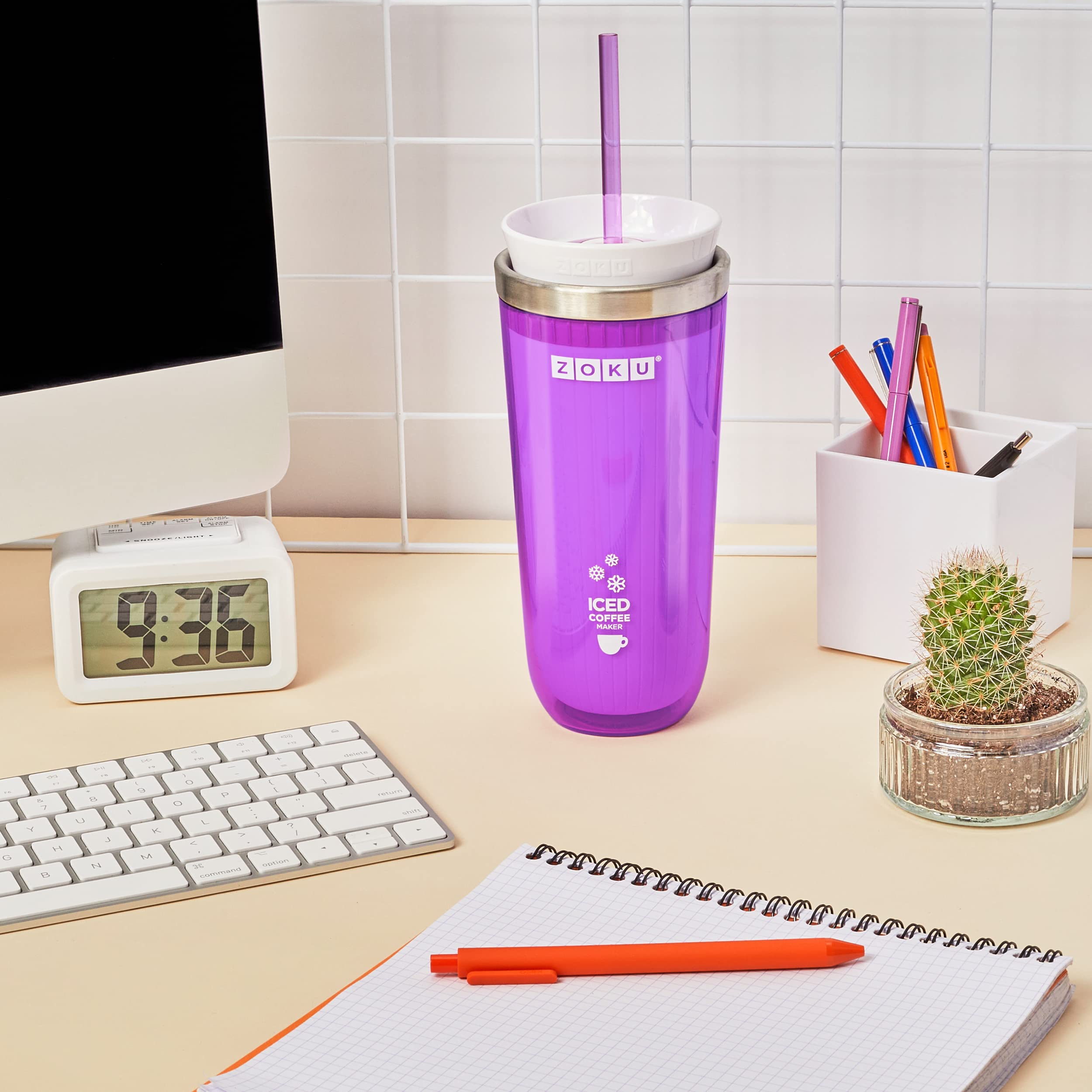 Zoku Instant Iced Coffee Maker, Reusable Beverage Chiller Cools Hot Beverages In Minutes Without Dilution, Portable 11-Ounce Tum