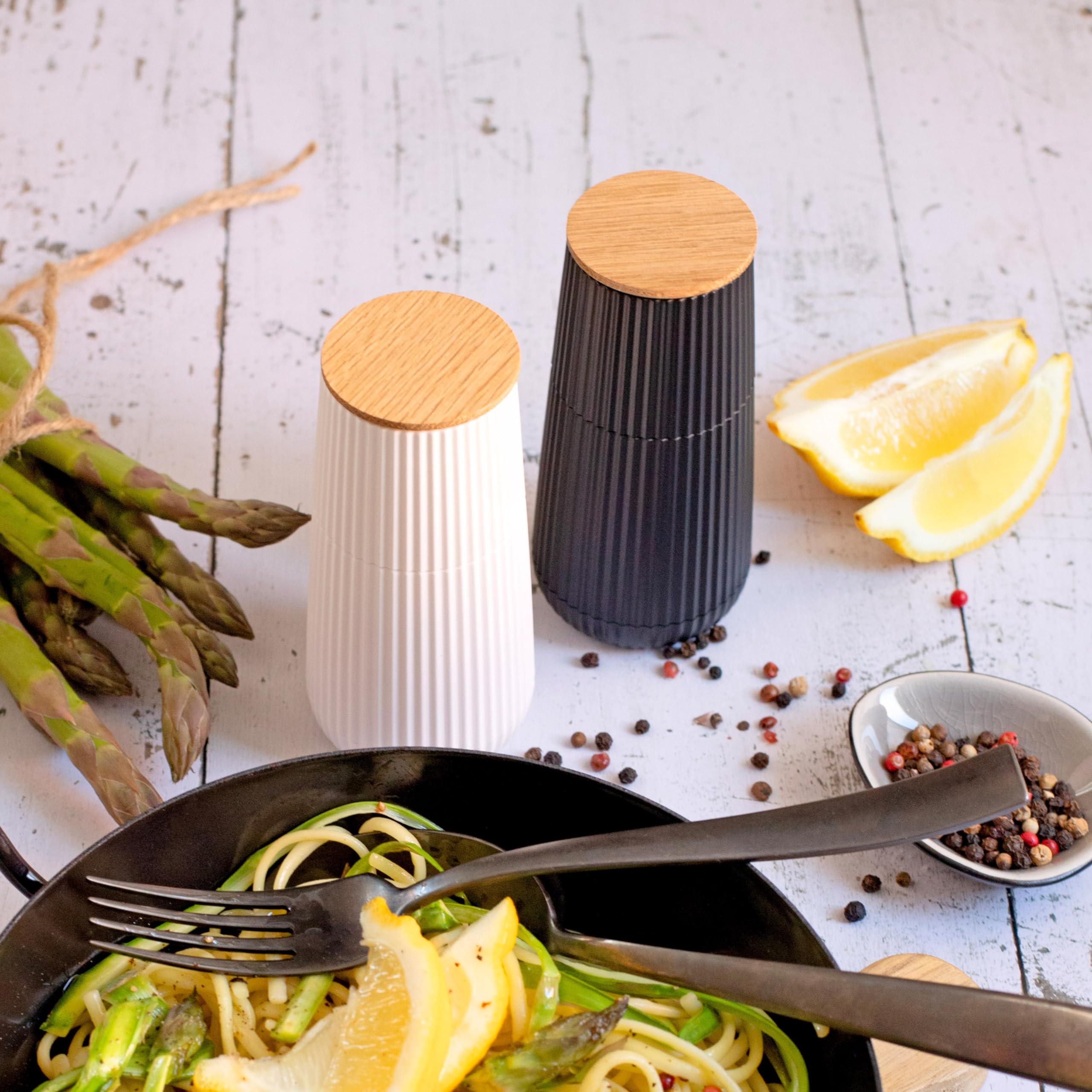 Adhoc Mp150 Scape Salt And Pepper Mill Set In Relief Design Black And White With Ceracut Ceramic Grinder