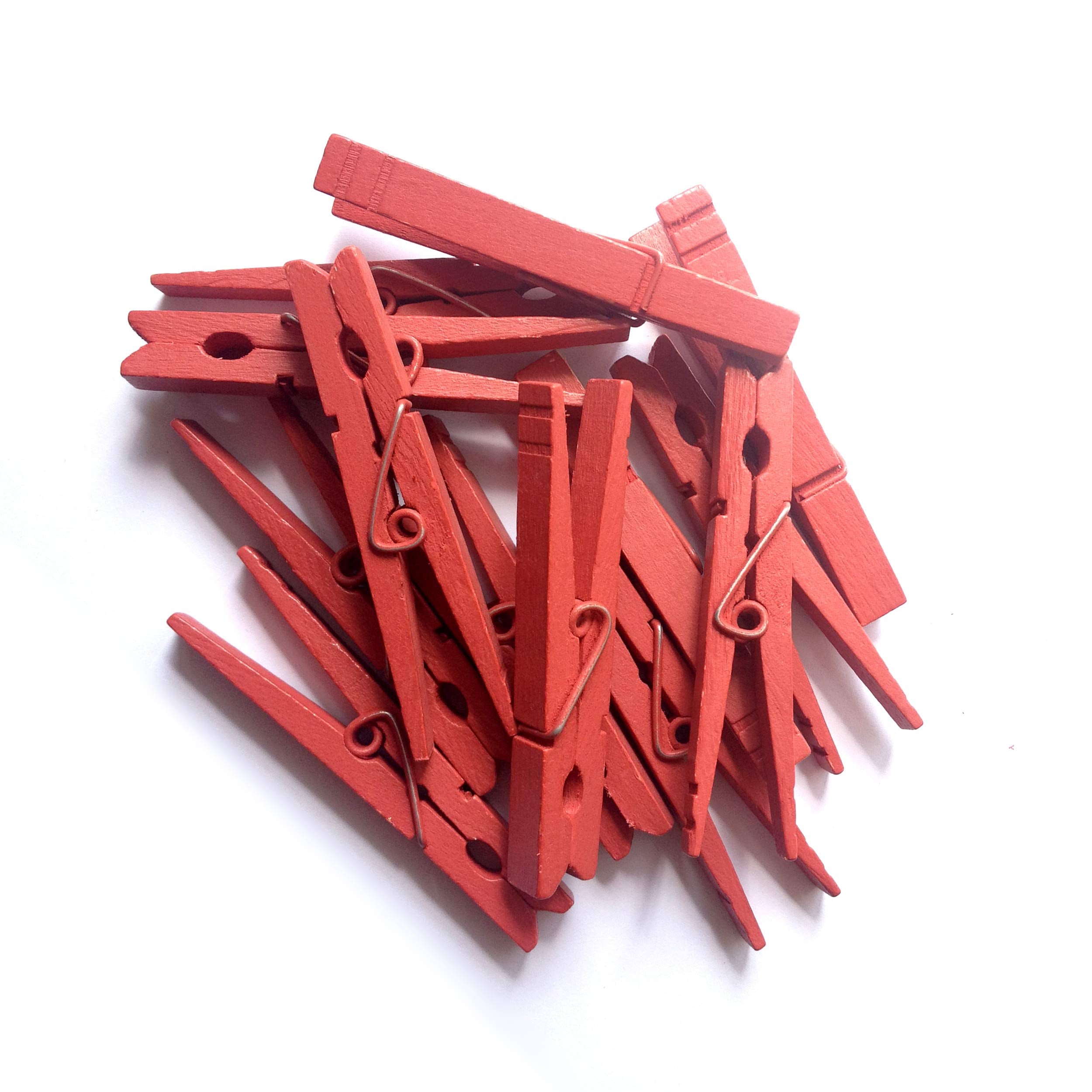 LWR CRAFTS Wooden Large Clothespins 3-5/16 '' 8.4cm 30 Pieces Per Pack (Red)