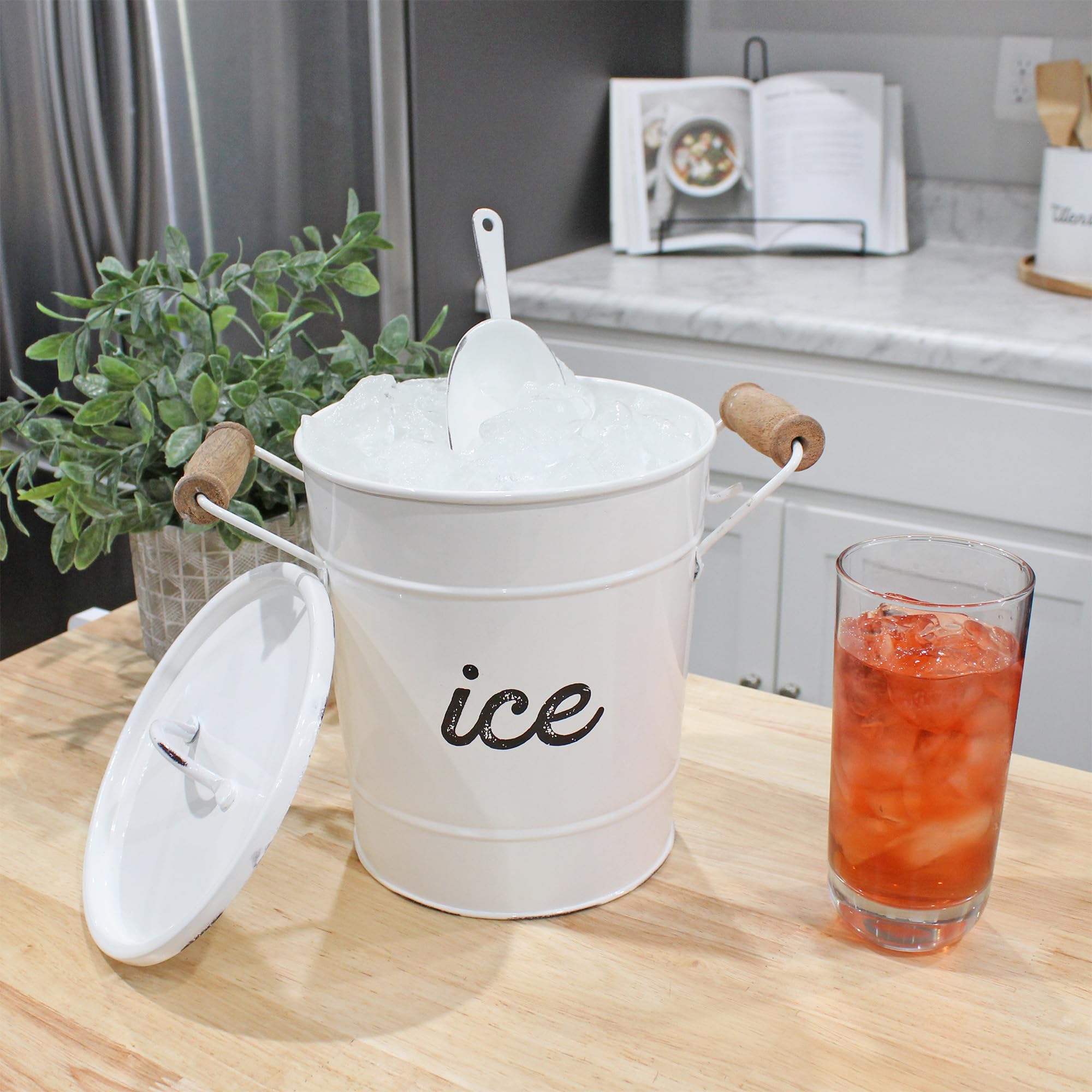 Auldhome Design Rustic Enamelware Ice Bucket; White Farmhouse Style Insulated Ice Server