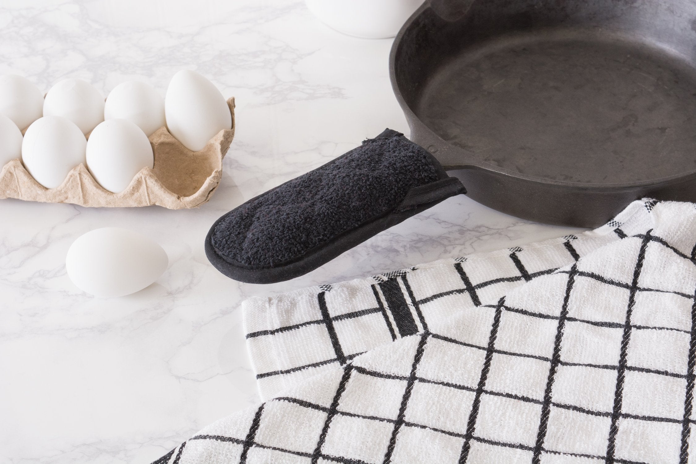Dii Basic Terry Collection Quilted 100% Cotton, Pan Handle, Black, 3 Piece