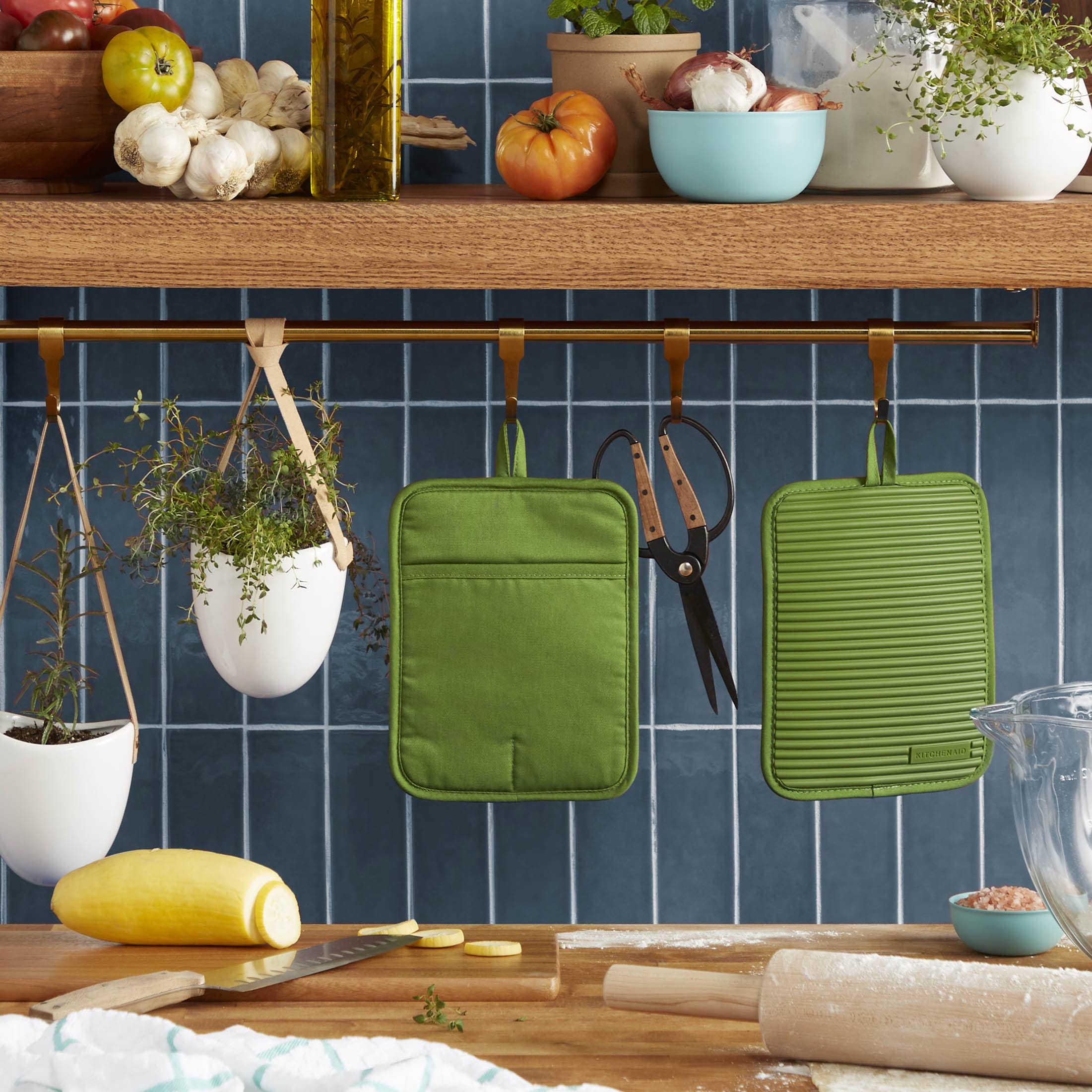 Kitchenaid Ribbed Soft Silicone Pot Holder 2-Pack Set, Matcha, 7''X9''
