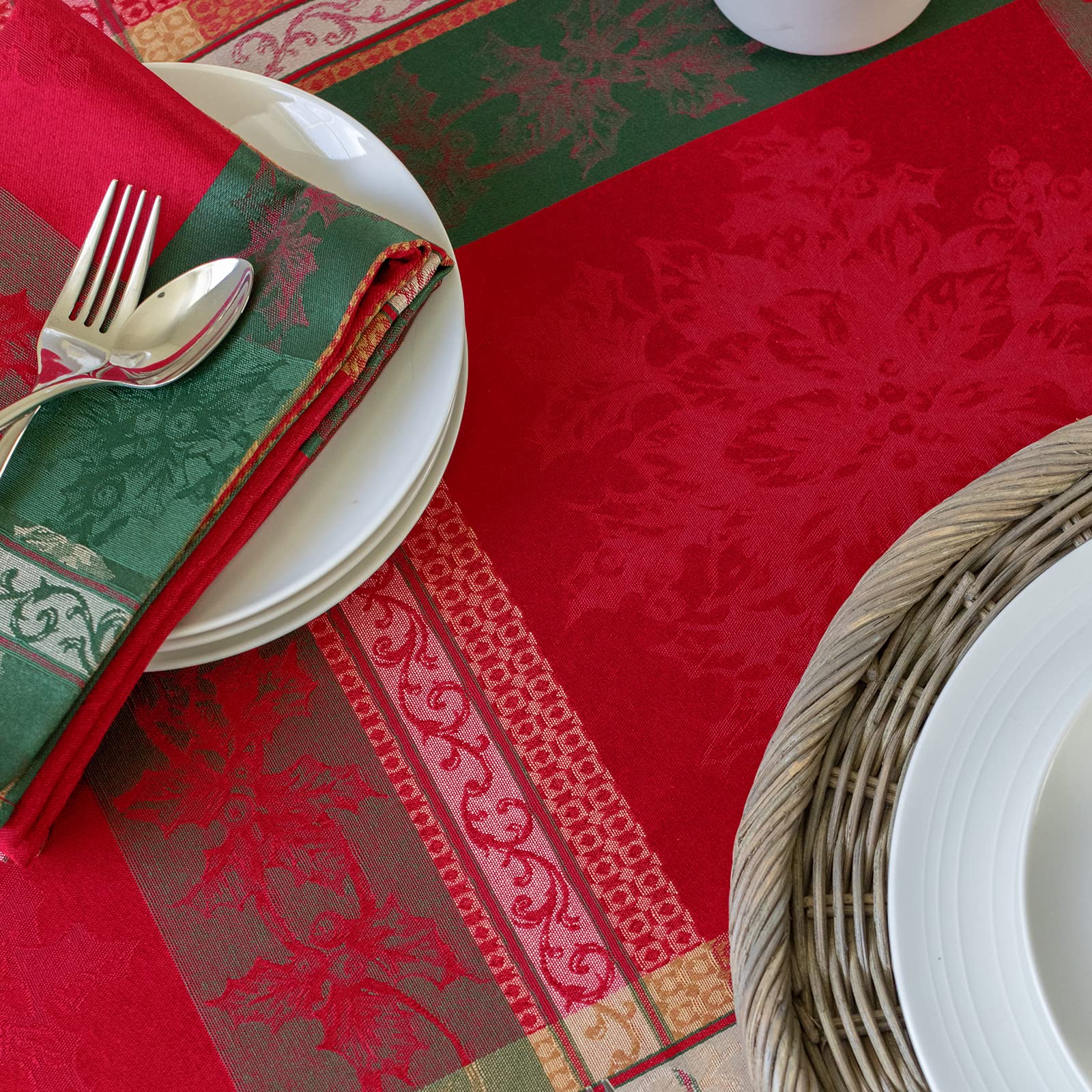 Benson Mills Holiday Legacy Tablecloth, 60"x104" Rectangular, 55% Cotton/45% Polyester, Winter & Christmas Design