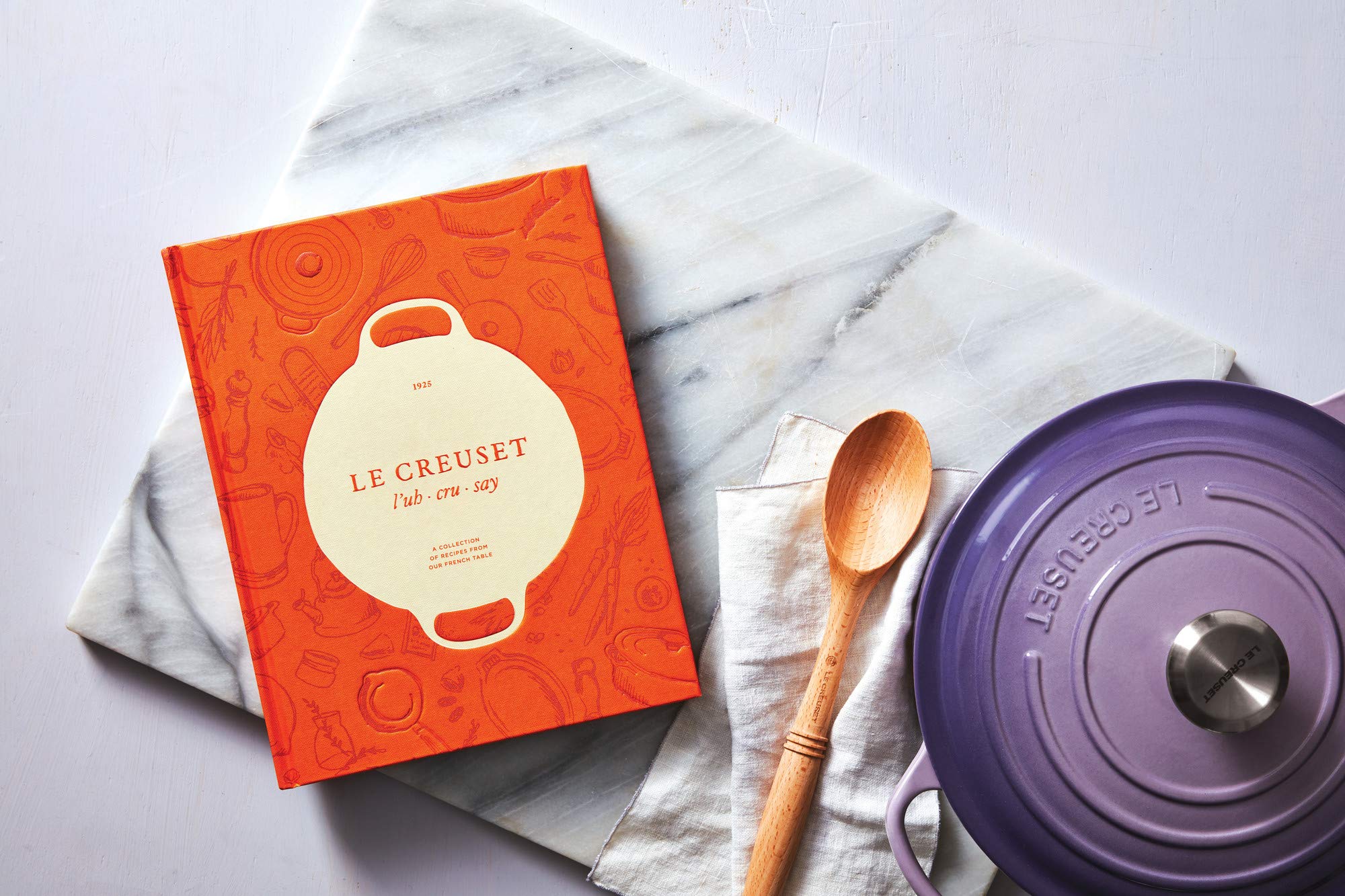 Le Creuset Cookbook, Orange, 8.75'' X 11''