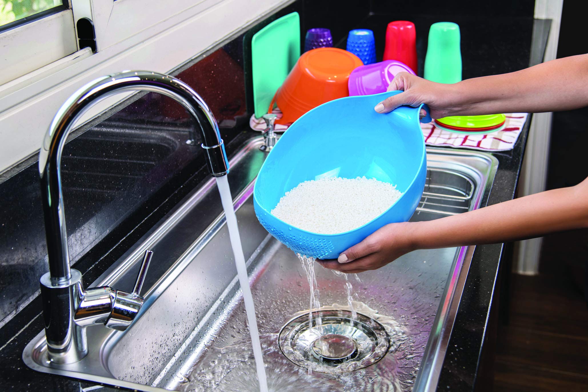 Mintra Home Rice Colander (White) - Strainer, Lightweight, For Cleaning Rice, Beans, Fruit And Vegetables