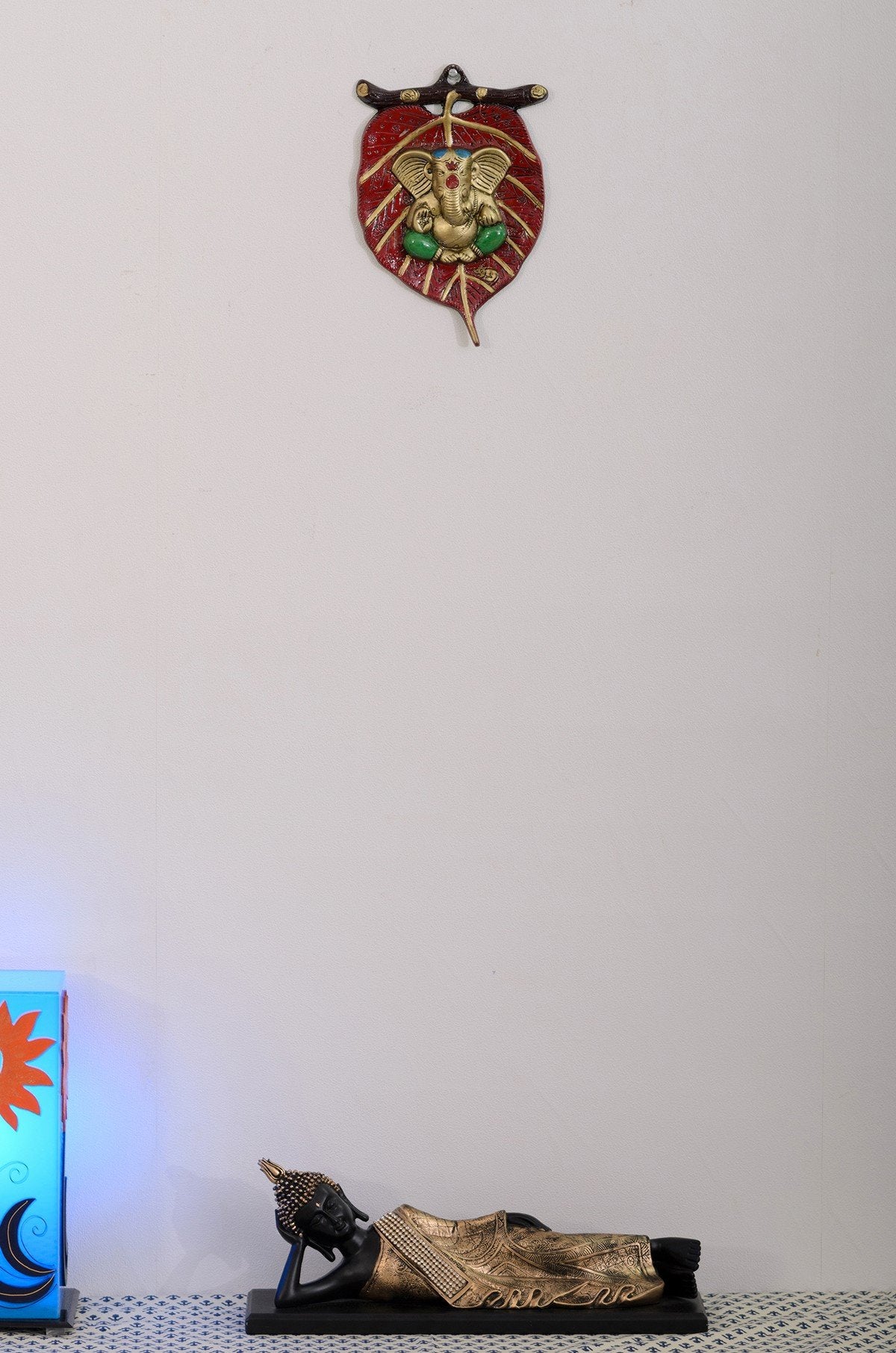Ecraftindia Lord Ganesha In Green Dhoti On Red Leaf Wall Hanging