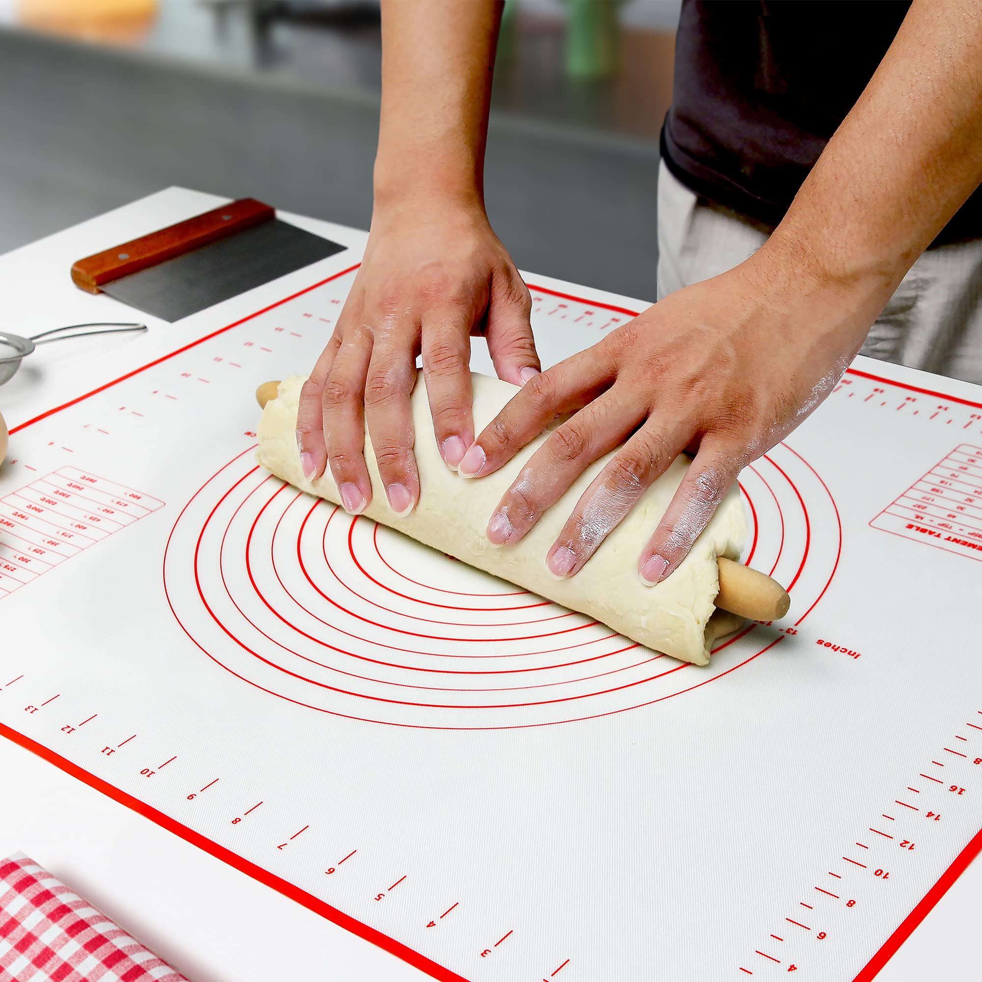 Siliqueen Silicone Pastry Baking Mat With Measurements Extra A Brush And A Dough Scraper- 23.5    X 15.7    Heat Resistant, Bpa