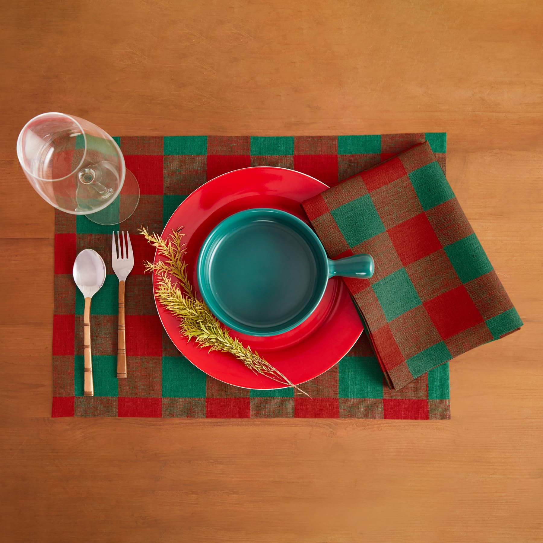 Solino Home Buffalo Check Linen Placemats 19'' L X 14'' W Inch - 100% Pure Linen Red And Green Plaid Cloth Placemats Set Of 4 -