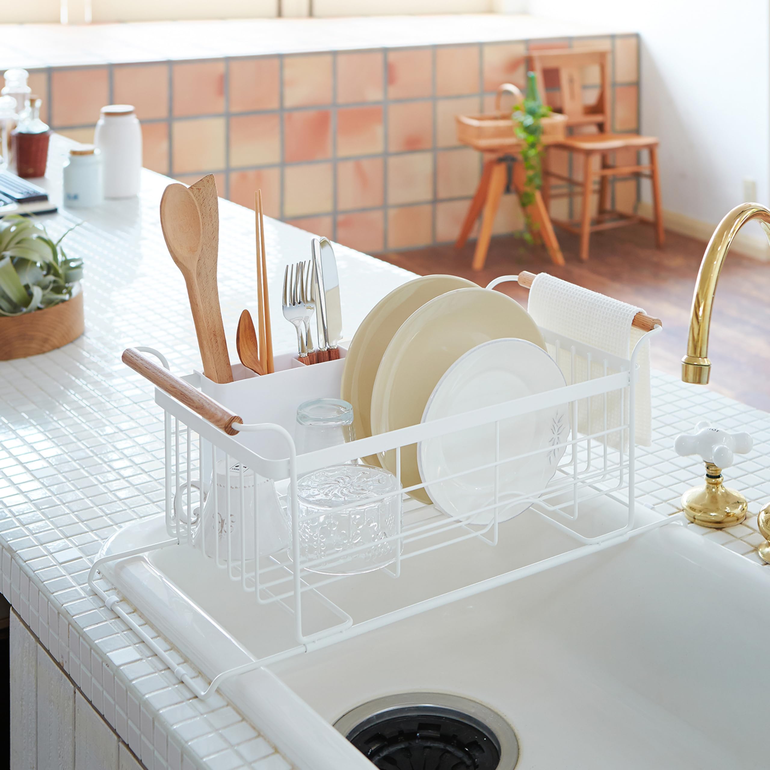 Yamazaki Home 3108 Sink Dish Drainer Rack-Expandable Kitchen Drying Organizer Holder, One Size, White