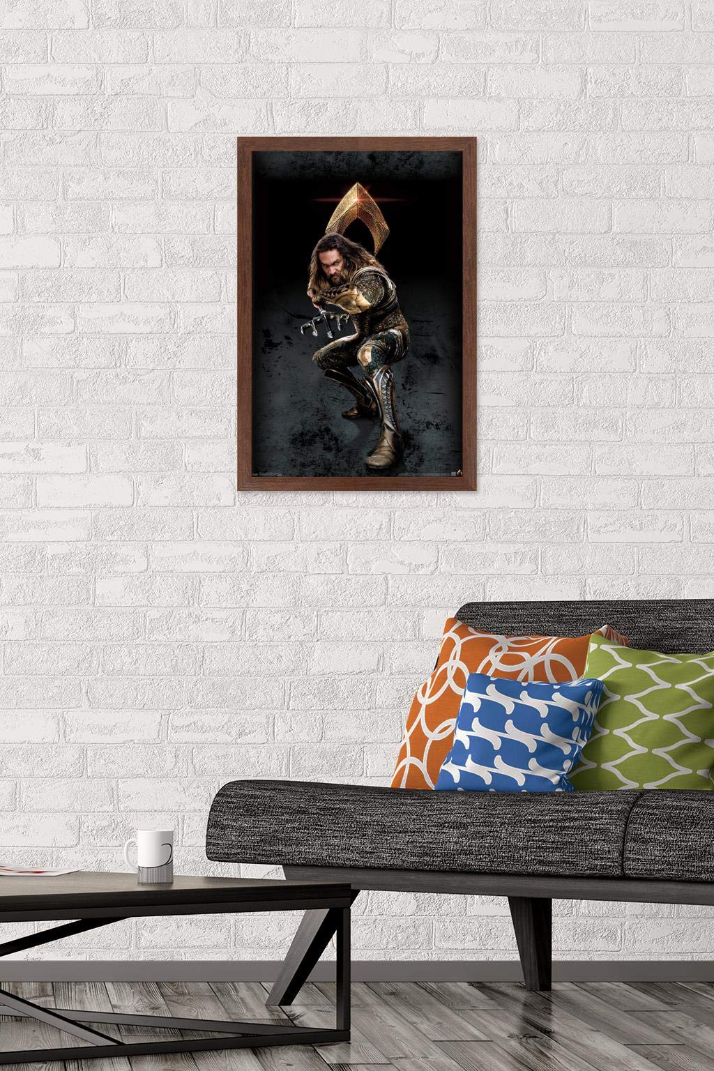 Trends International Dc Comics Movie - Justice League - Aquaman Wall Poster, 14.725'' X 22.375'', Mahogany Framed Version