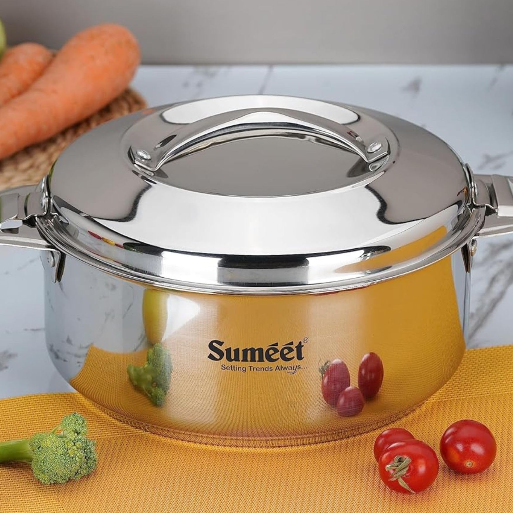 Sumeet Smart Serve Stainless Steel Double Wall Insulated Small Hot Pot/Hot Meal Box/Casserole 1.6L, Silver