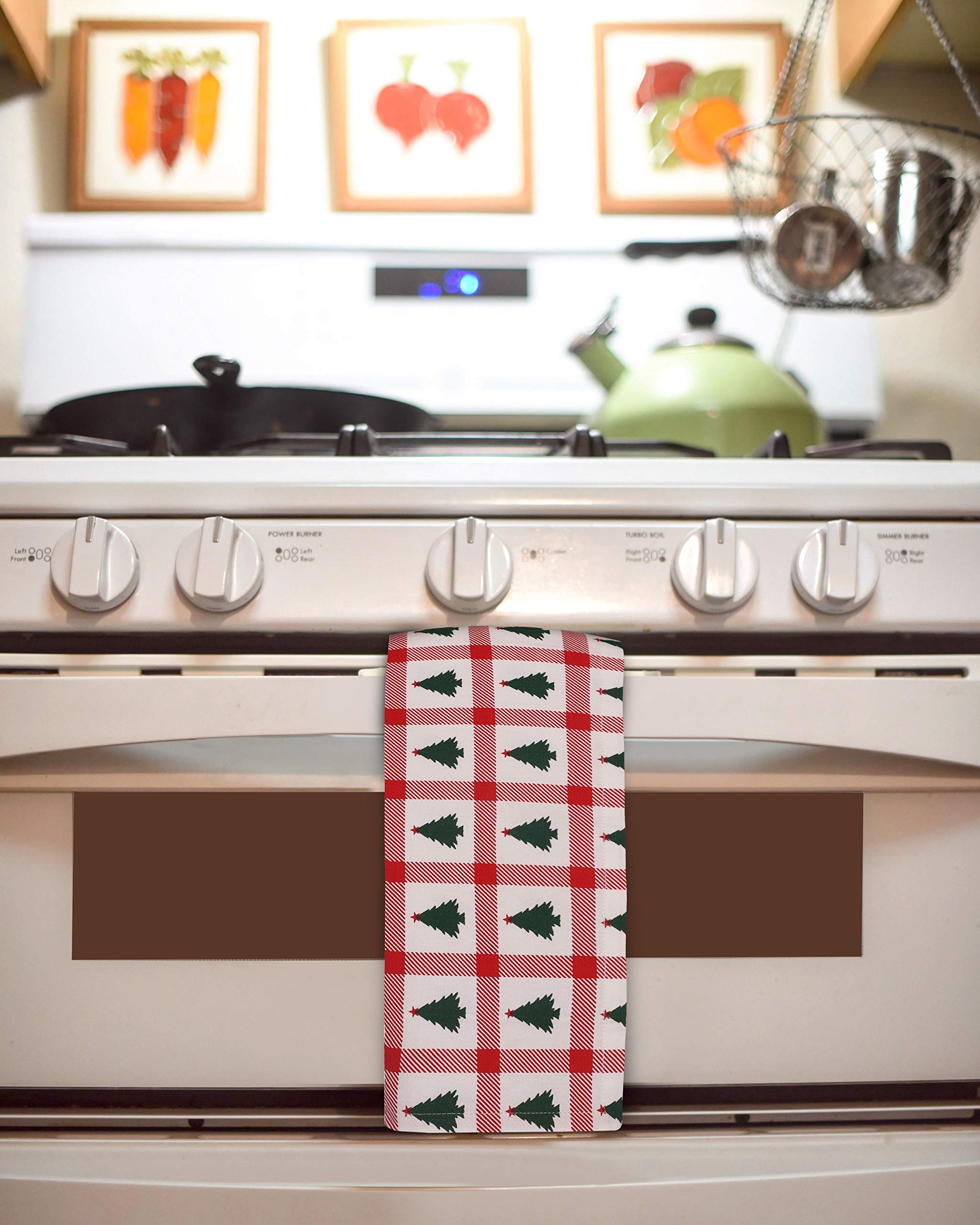 Urban Villa Christmas Dinner Napkins Christmas Tree Print Cloth Napkins Set Of 12 Red/Green/White Color Dinner Napkins 20X20 Inc