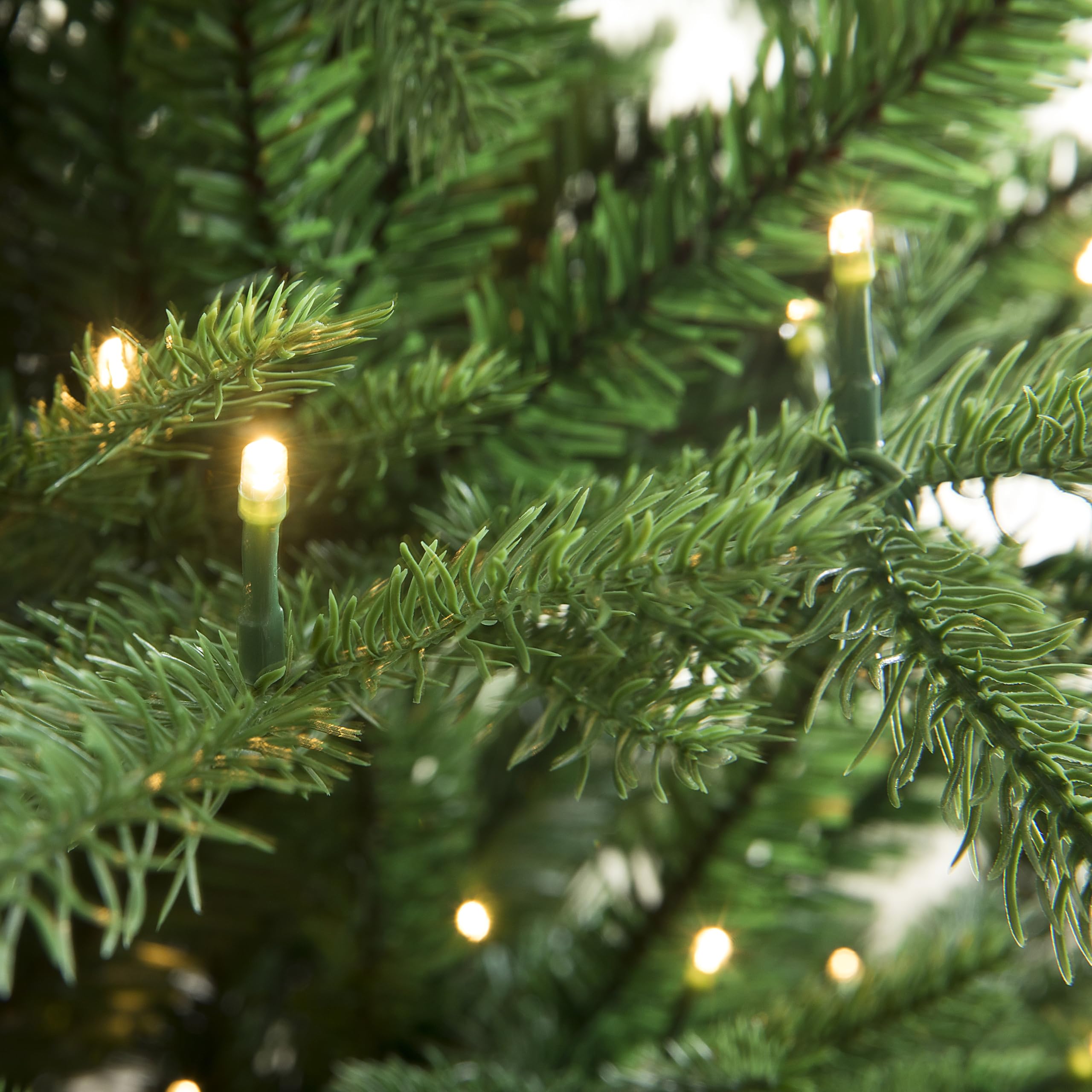 6 Ft Pre-lit Rocky Mountain Fir Wide Artificial Christmas Tree (6ft Pre-lit)