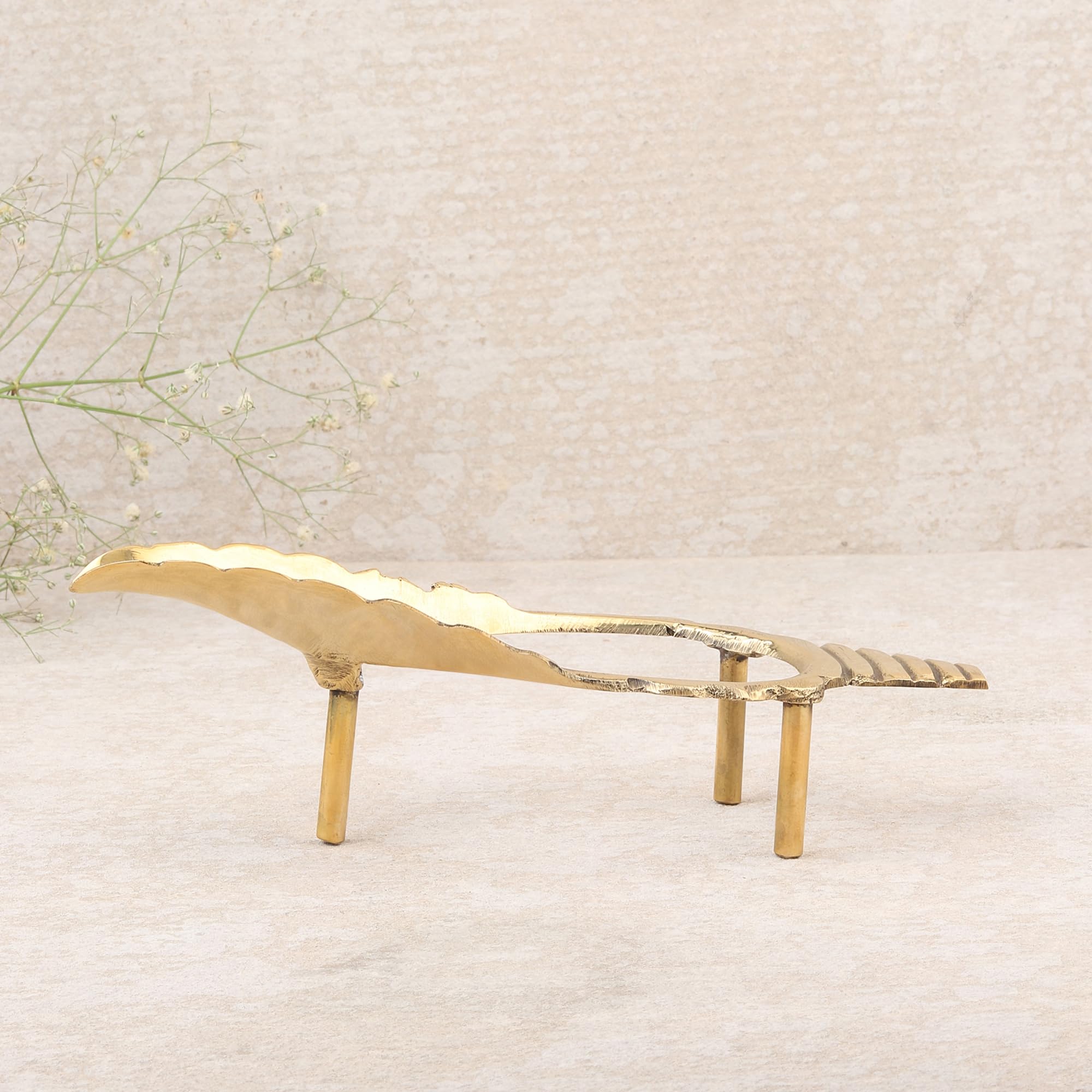 Dokchan Brass Golden Color Shankh Stand/Shankh Holder/Only Stand For Use Shankh (Size No.0 | 2Cm H X 10Cm L)