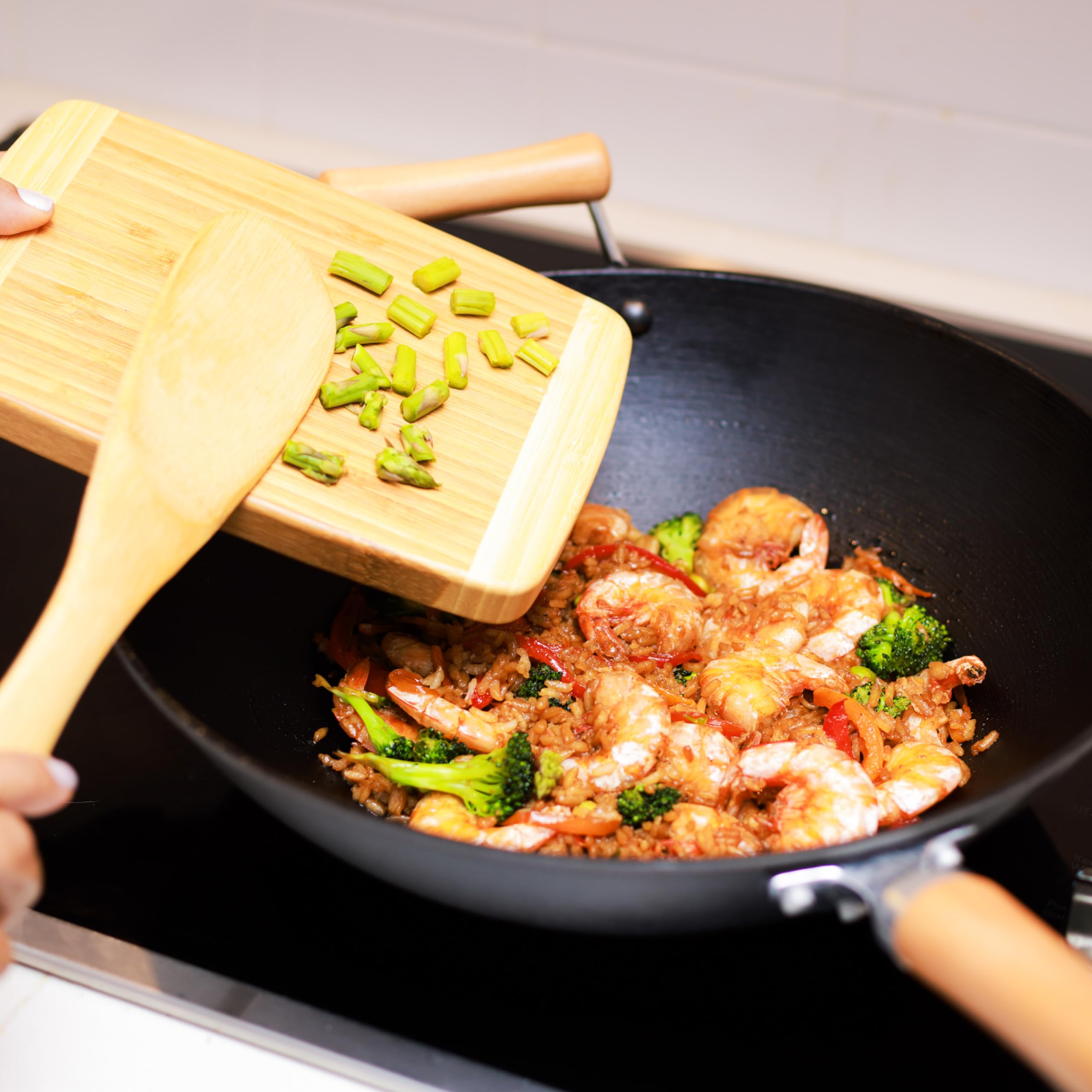 Joyce Chen Professional Series 14-Inch Cast Iron Wok With Maple Handle