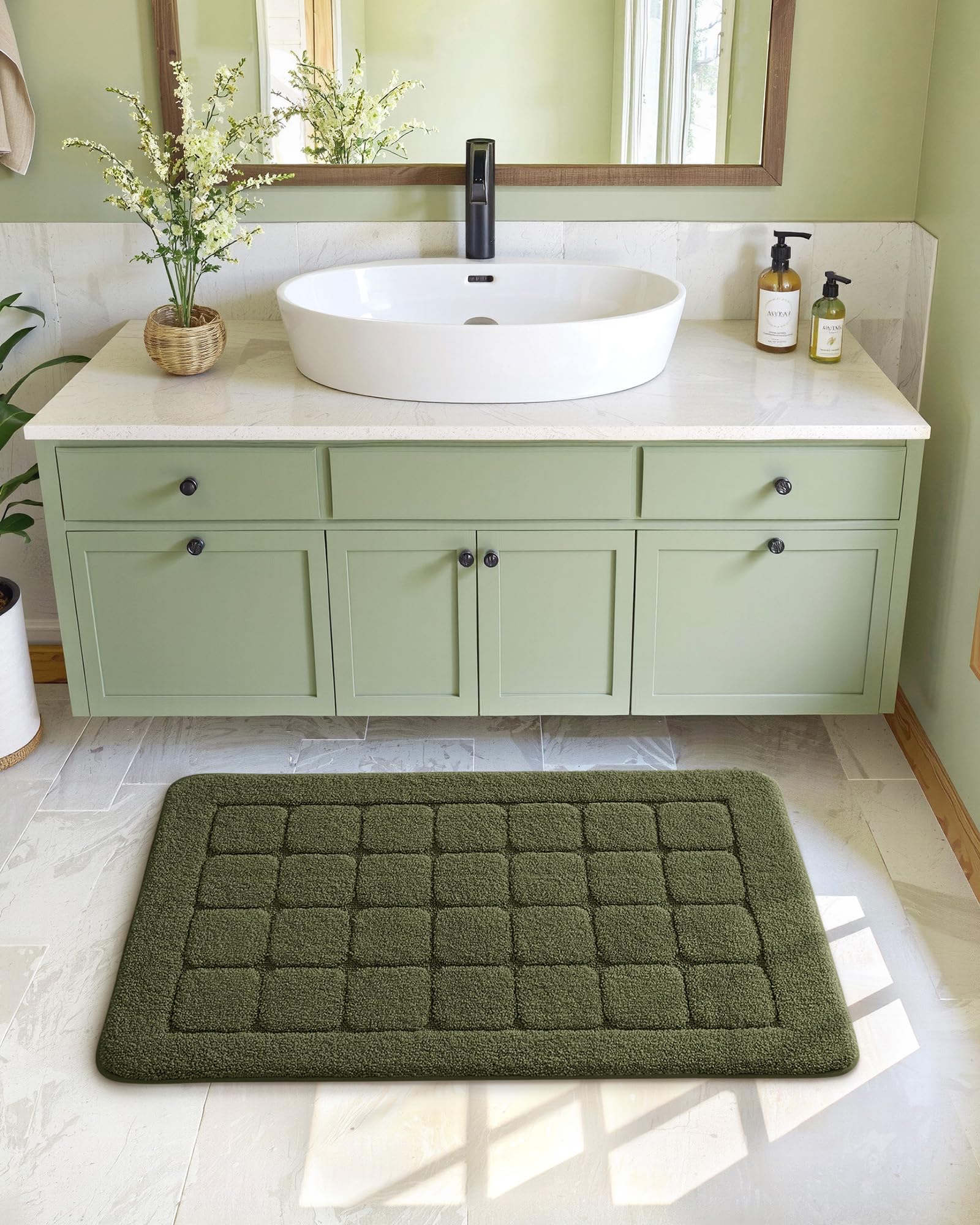 Color&Geometry Green Bath Mat Non Slip Washable- 17''X30'' Luxury Absorbent Bath Mats For Bathroom, Sink, Bathtub, Thick Soft Sh