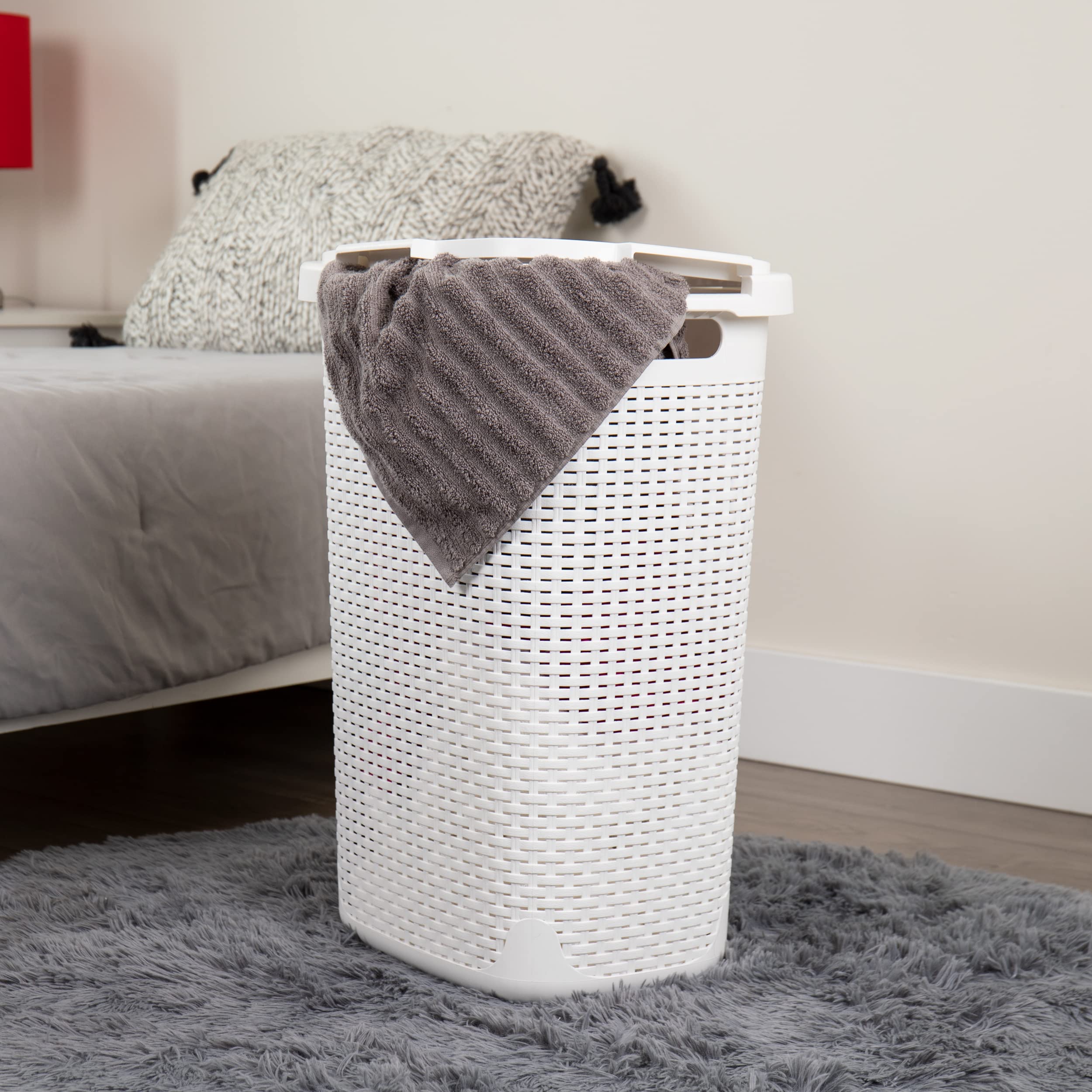 Mind Reader 60L Slim Laundry Hamper, Clothes Basket, Lid, Wicker Design, Plastic, 17.65''L X 13.75''W X 24.15''H, White