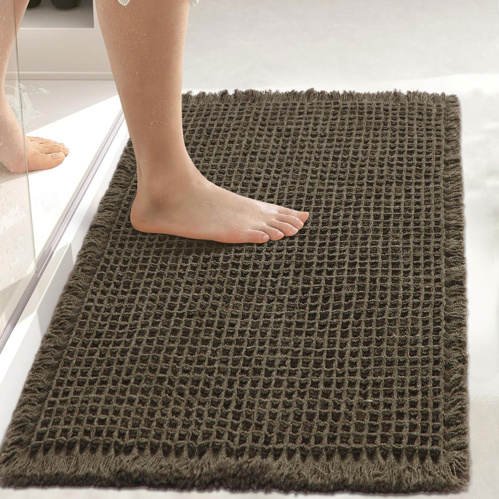 Hughapy Waffle Bath Mat, Upgraded Waffle Design Super Absorbent And Slip-Resistant Bath Mat With Fringe And Back Rubber Non-Slip