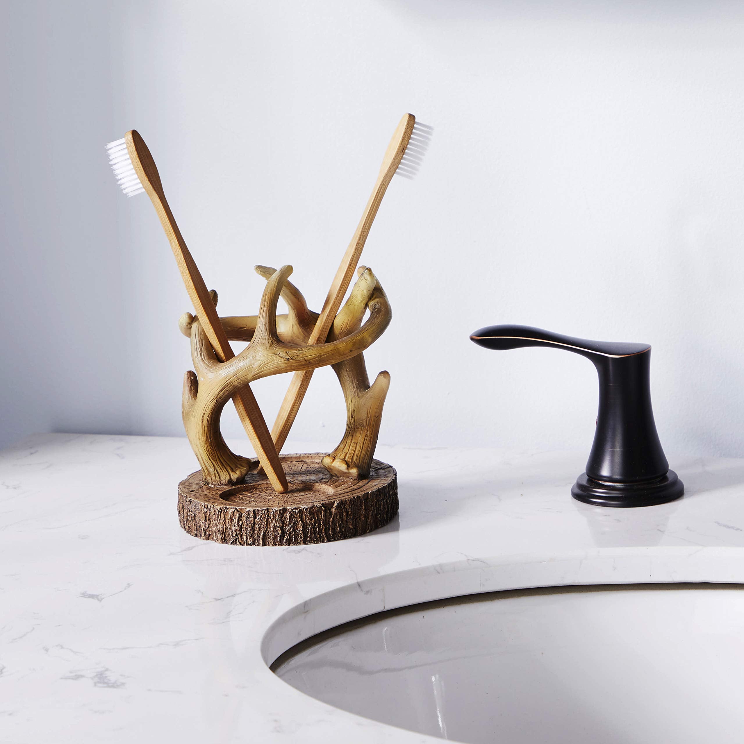 Skl Home Yellowstone Home On The Range Toothbrush Holder, 4.77'' X 4.03'' X 4.03'', Brown
