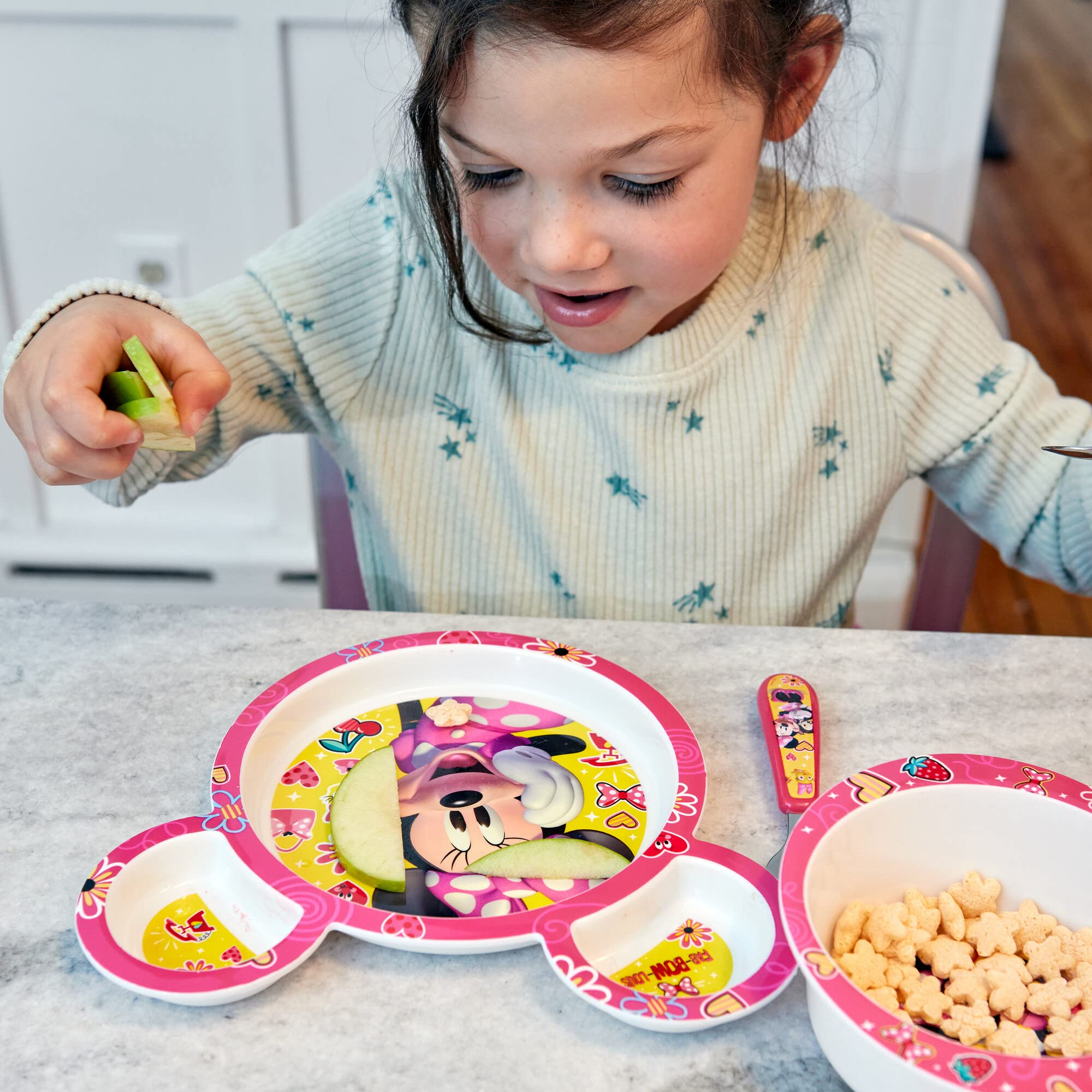 The First Years Disney Minnie Mouse Dinnerware Set - Toddler Plates and Toddler Utensils- 4 Count
