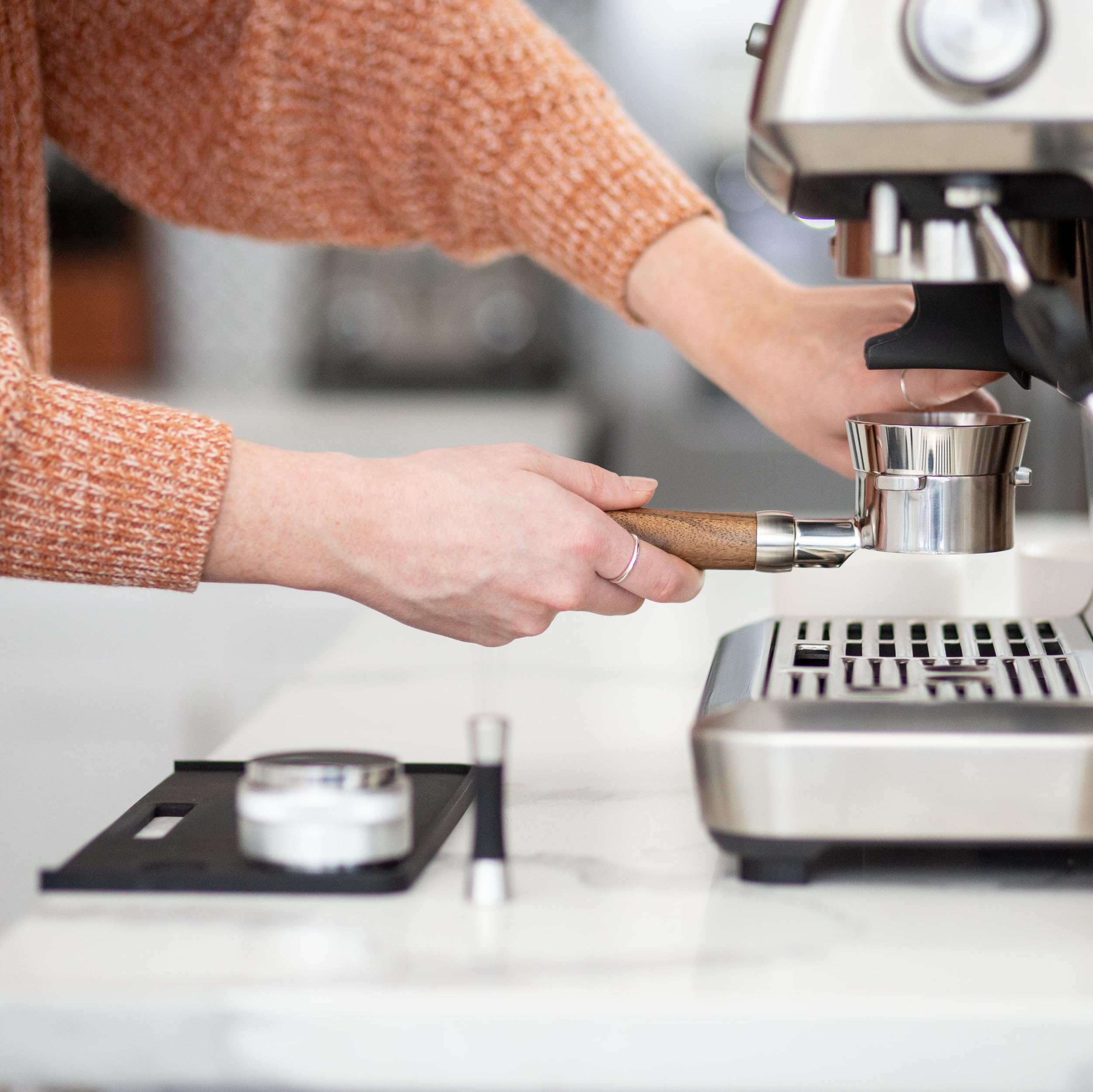 Crema Coffee Products | Tamping Mat - Infuser | Non-Slip Silicone | Firm & Secure Mat | Protect Countertops & Portafilter | Espr