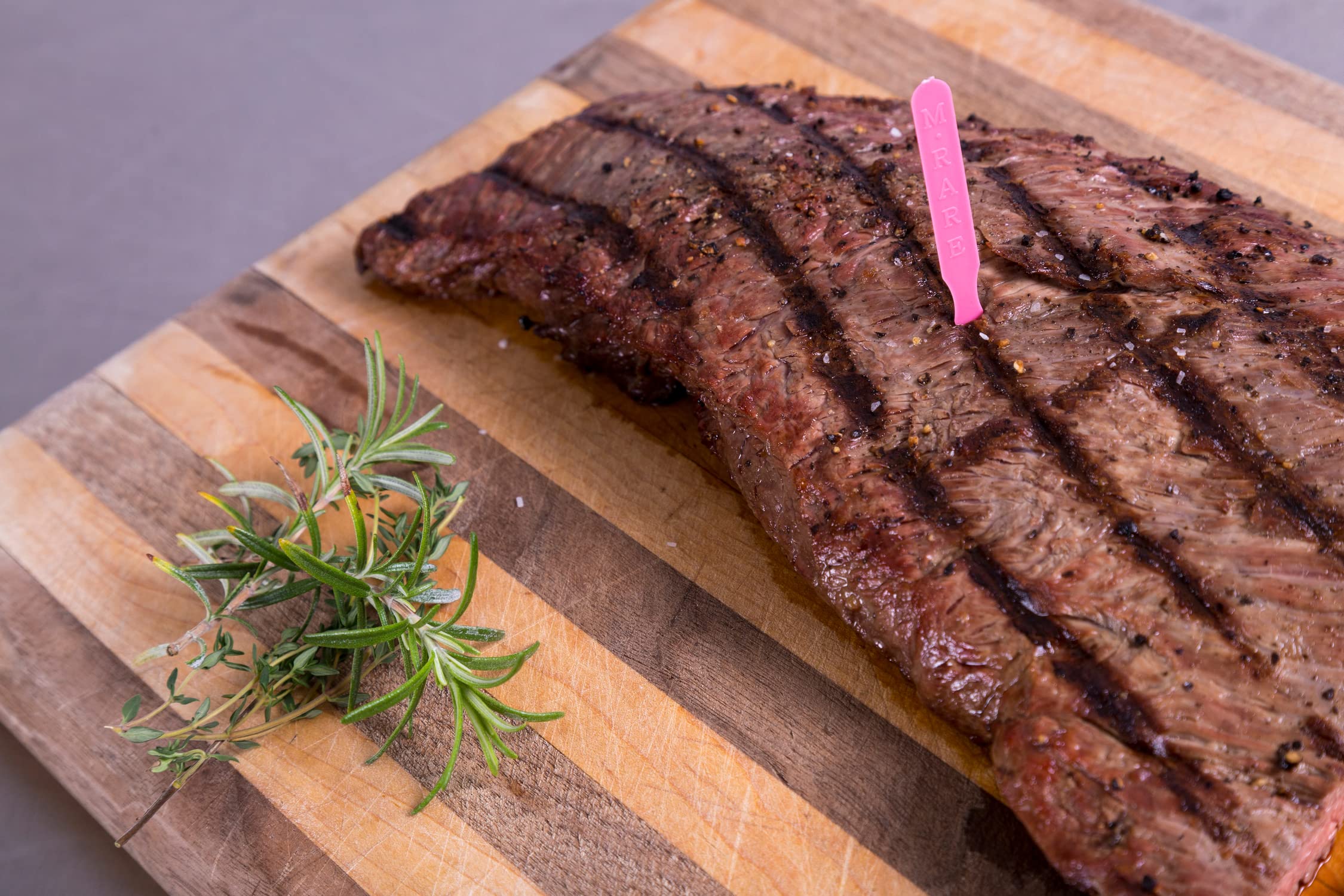 Royal Medium Rare Steak Marker-Pink  Case of 5000