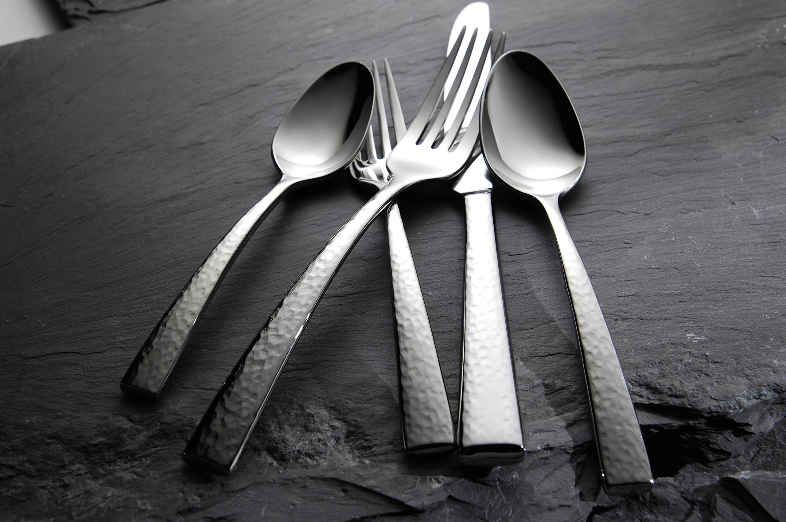 Oneida Chef'S Table Hammered Oval Bowl Soup/Dessert Spoons (Set Of 12)