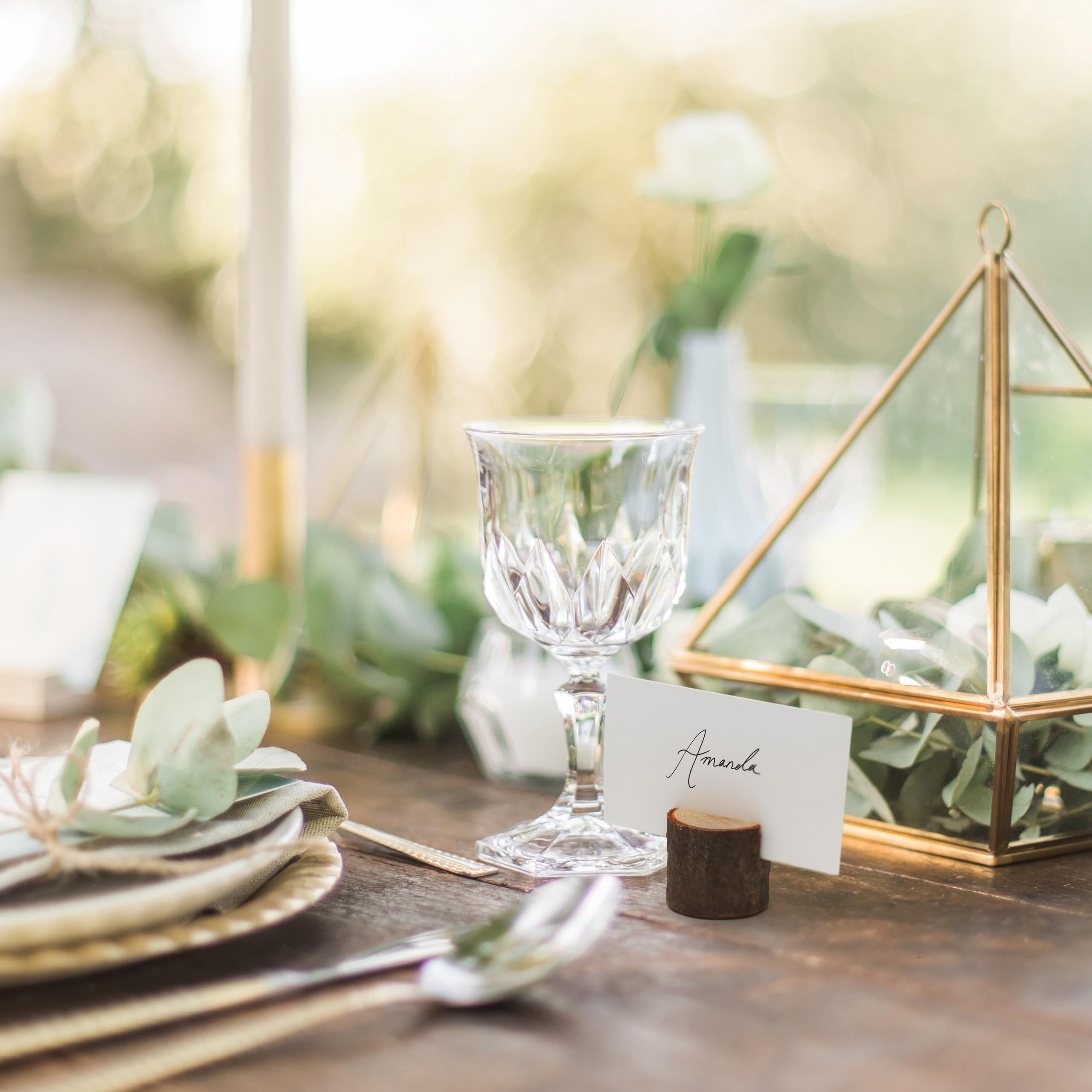 The Twiddlers 50 Rustic Wood Place Card Holders With 50 White Table Name Cards 3.5 X 2 - Reserved Seating For Wedding, Party Buf