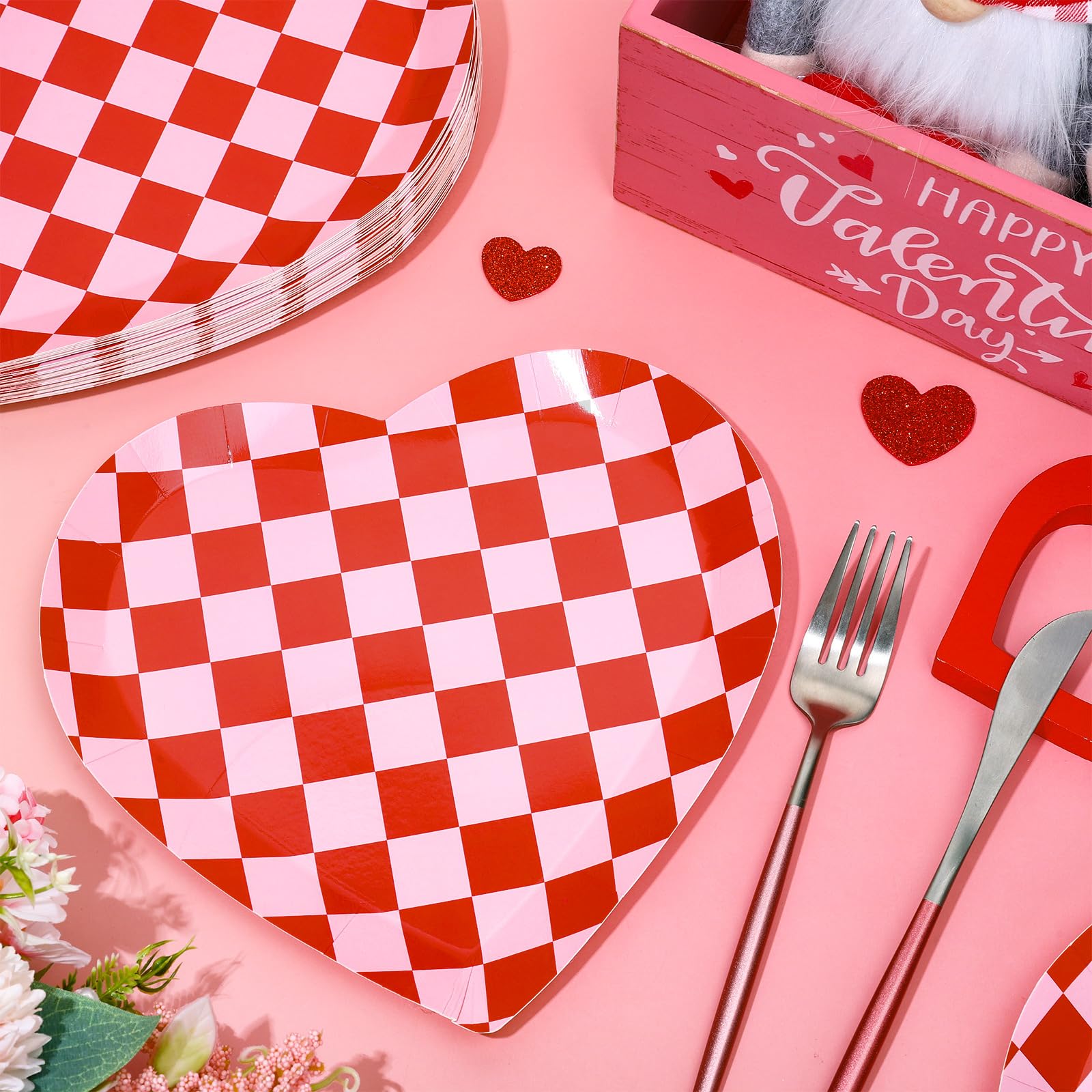Whaline 40Pcs Valentine'S Day Paper Plates Plaid Love Heart Shape Disposable Plates Red Pink Checkered Heart Party Tableware For