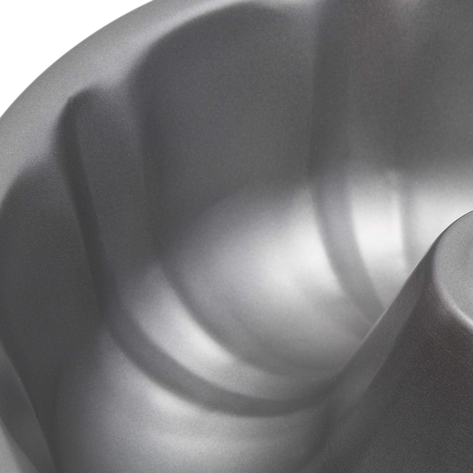 Cooking Light Heavy Duty Nonstick Bakeware Carbon Steel Fluted Tube Bundt Pan With Quick Release Coating, Manufactured Without P