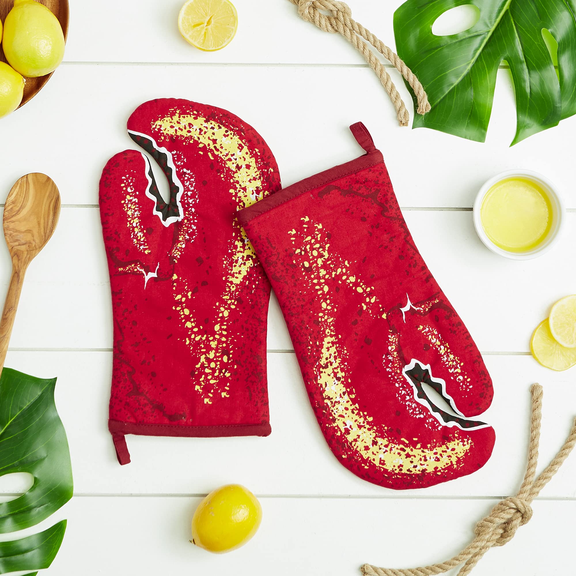 Lobster Claw Oven Mitt Set/2