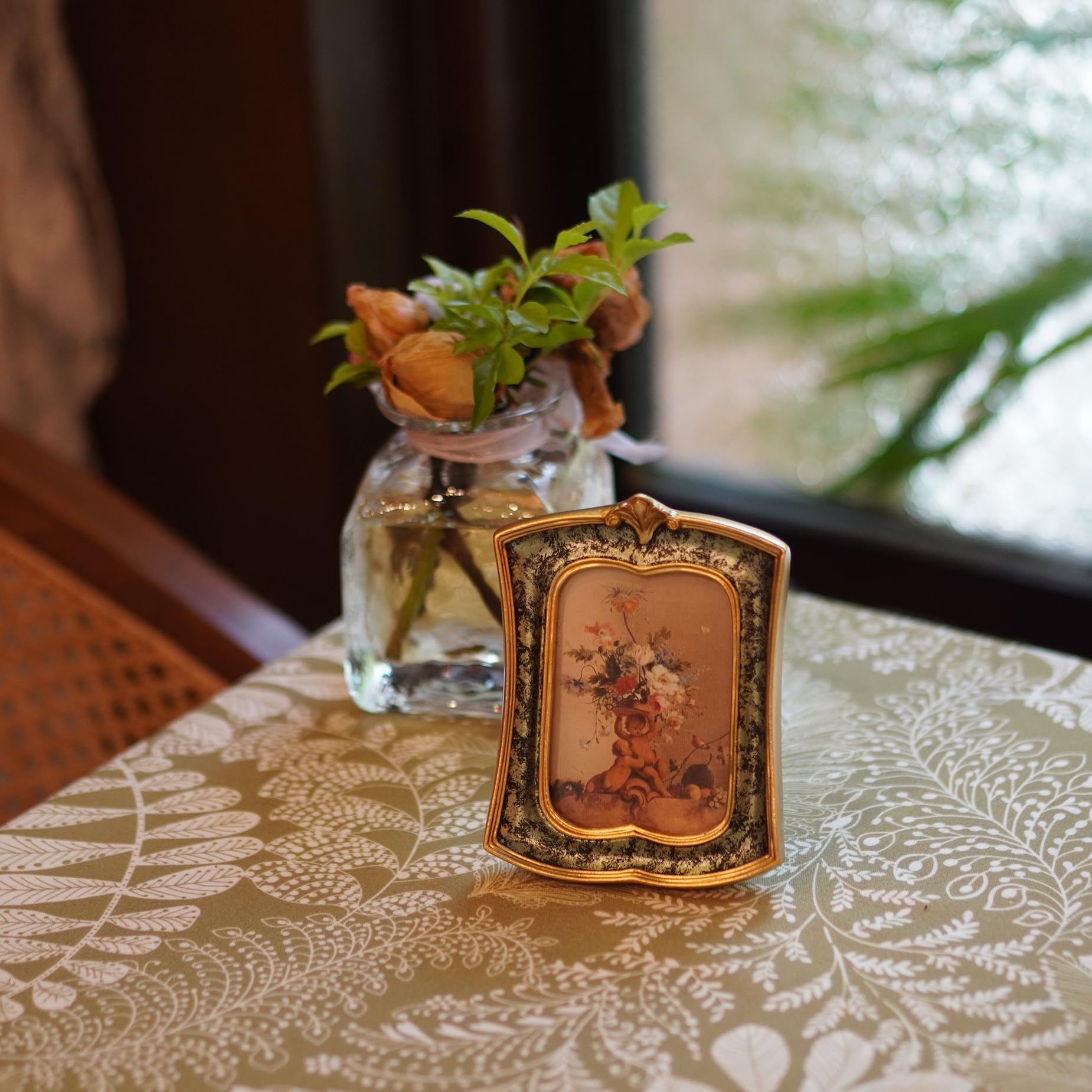 Kangce Vintage Picture Frame 2.5x3.5 Antique Ornate Photo Frame Tabletop and Wall Hanging, Decorative Retro Design Home Decor, O